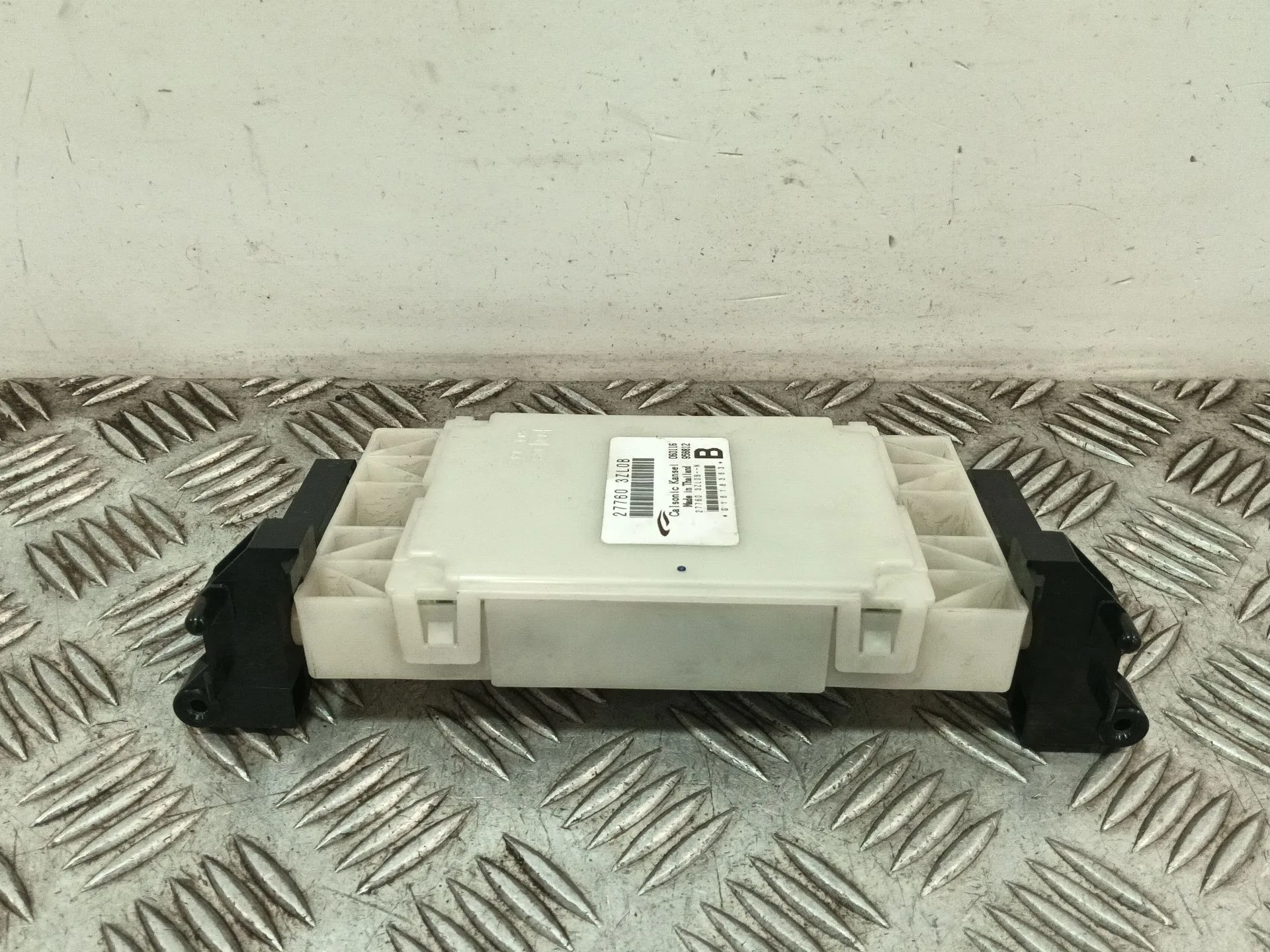 Modulo Electronico para Nissan Pulsar Hatchback (C13)