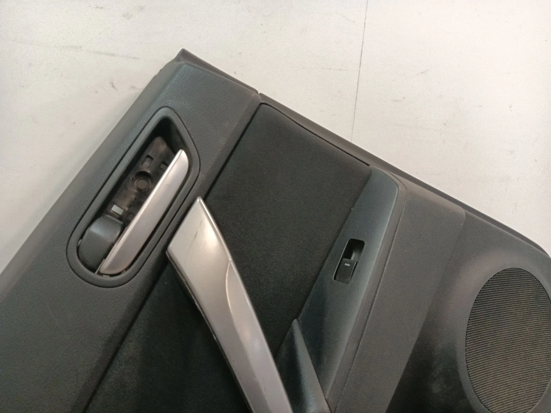 Guarnecido Puerta Trasera Izquierda para Mazda 3 Lim. (Bl)