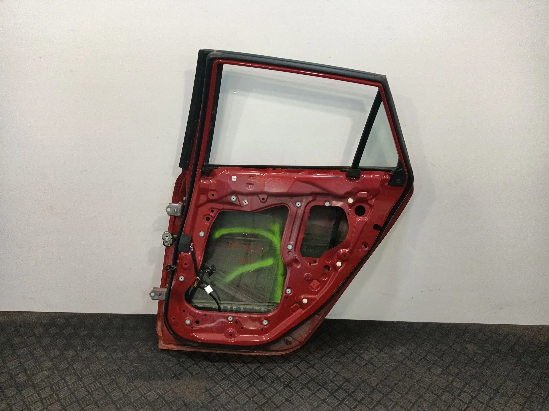 Puerta Trasera Derecha para Mazda 3 Lim. (Bl)