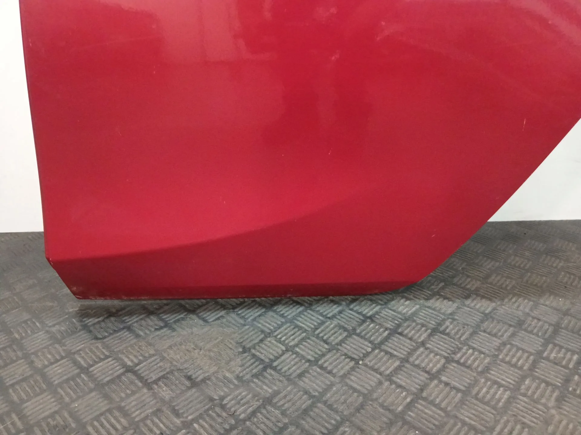 Puerta Trasera Izquierda para Mazda 3 Lim. (Bl)