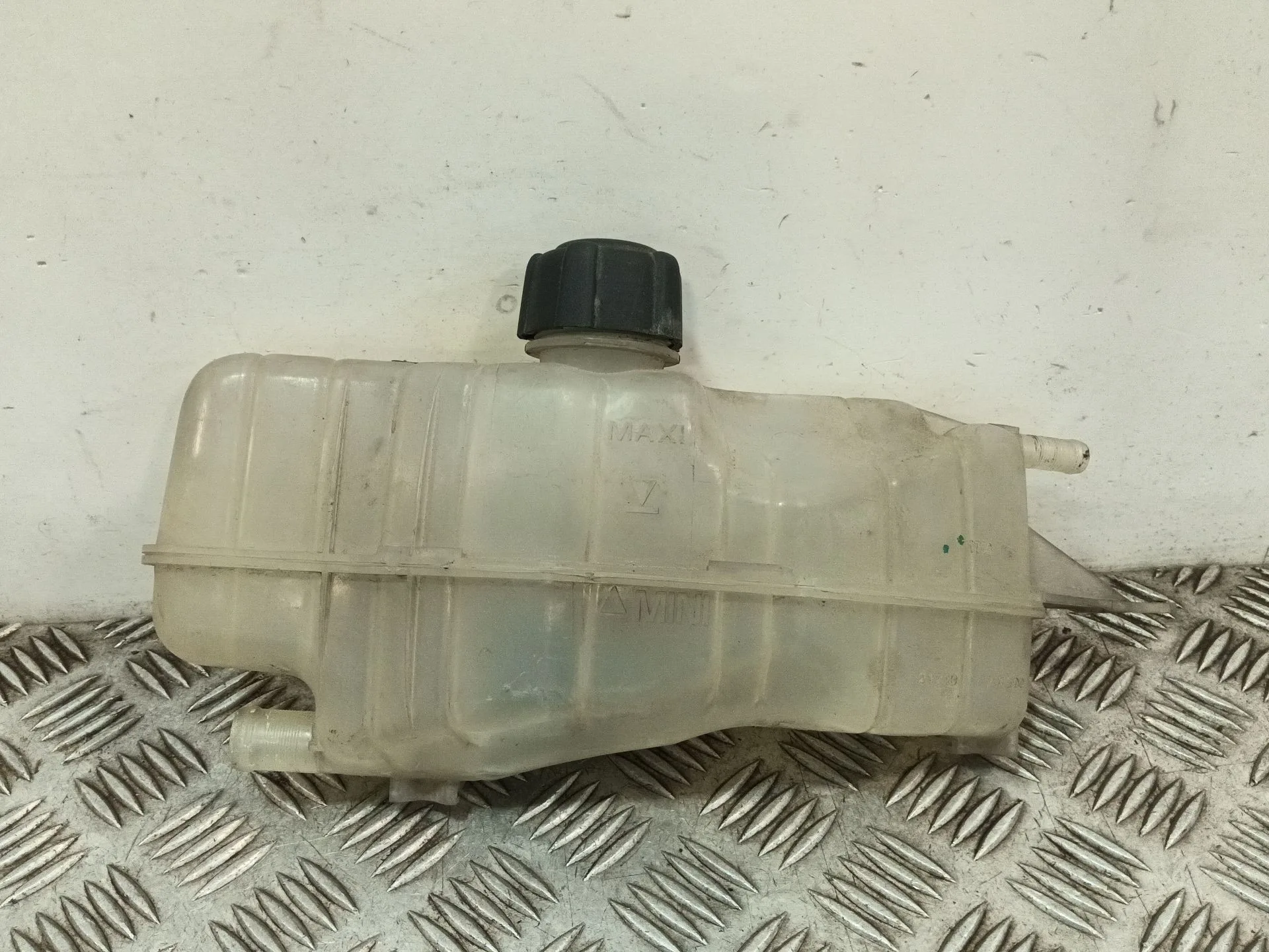 Deposito Expansion para Nissan Micra Iii (K12)