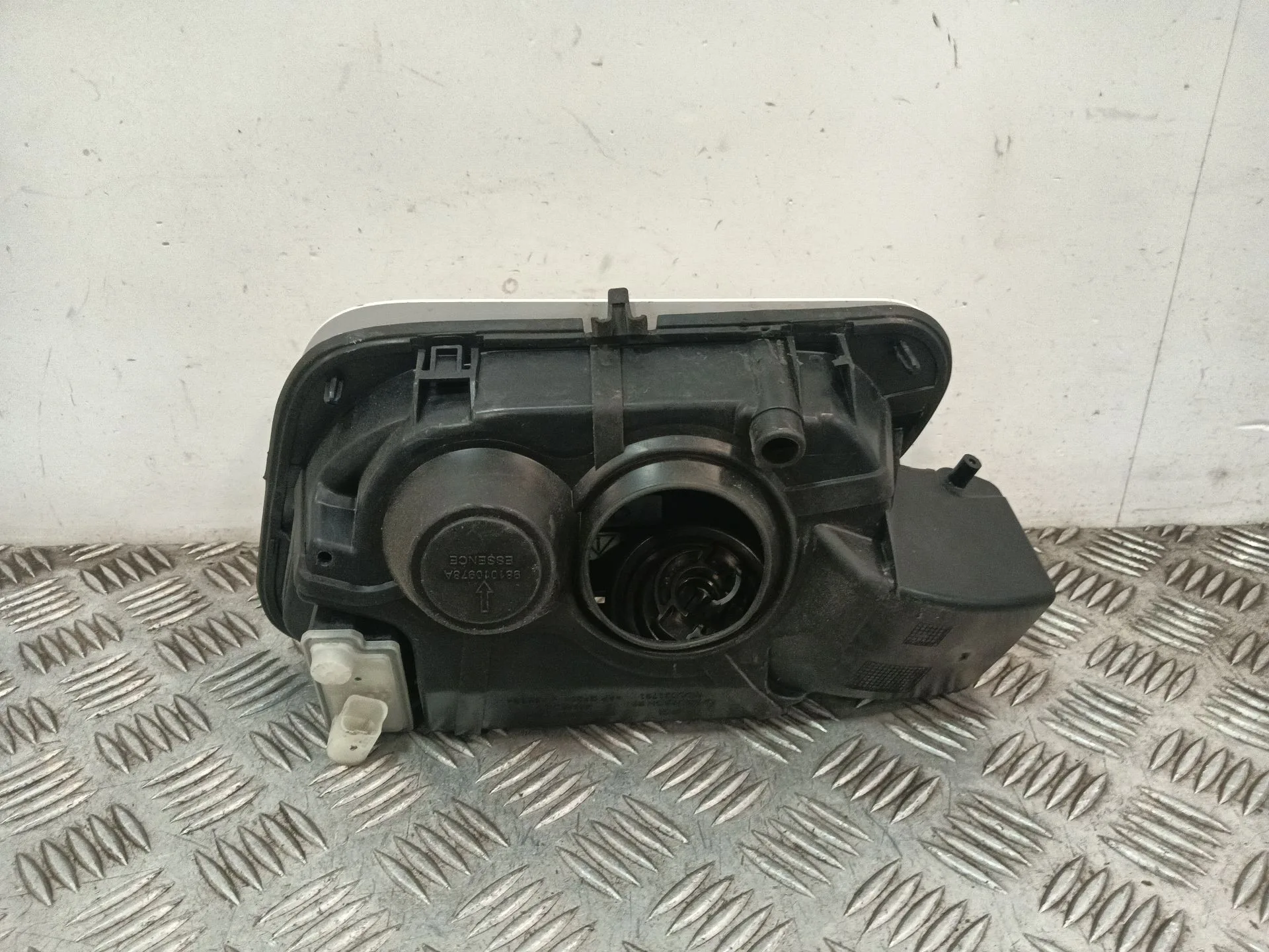 Tapa Exterior Combustible para Peugeot 3008 Ii Suv (Mc_, Mr_, Mj_, M4_)