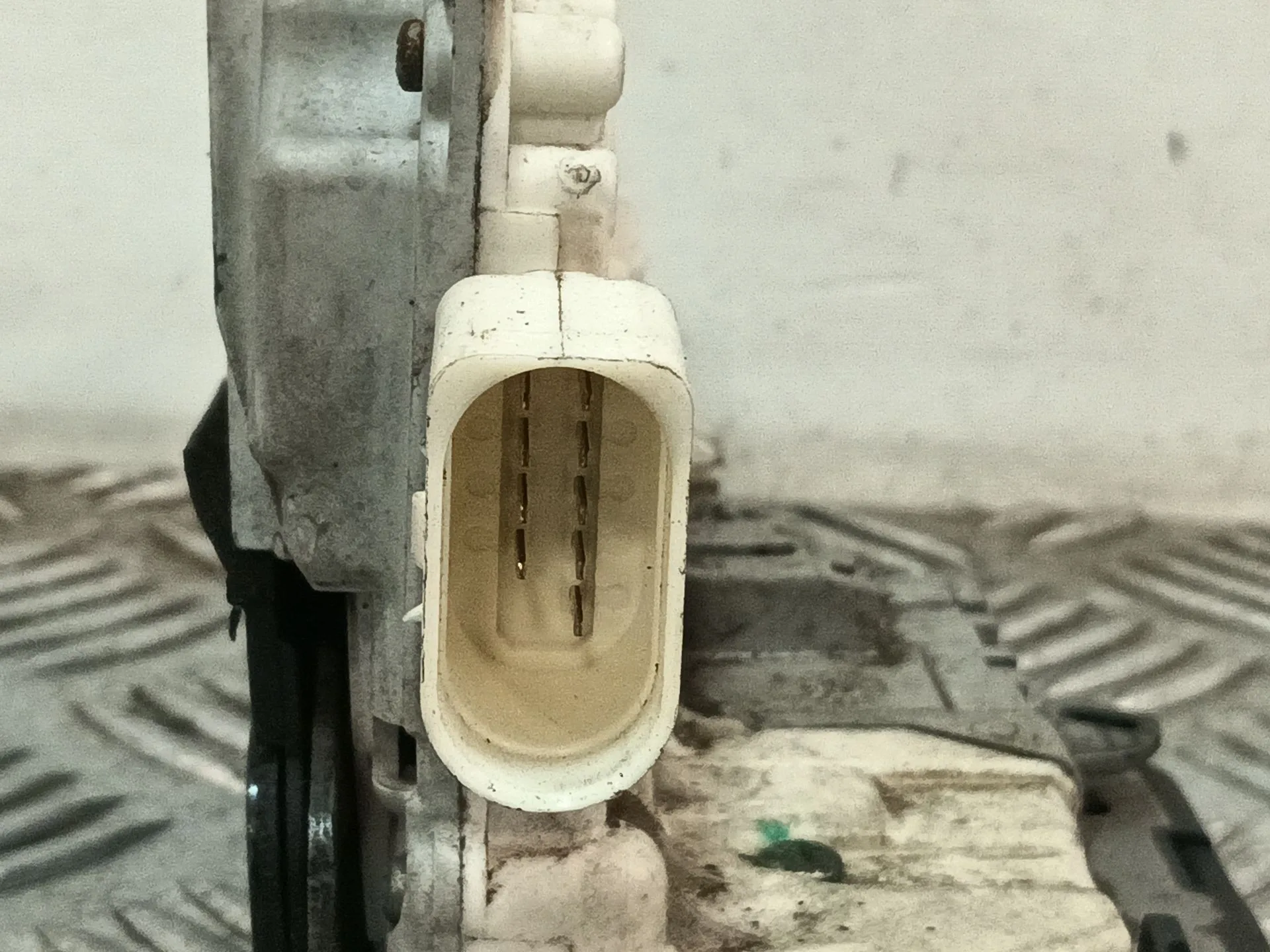 Cerradura Puerta Delantera Izquierda para Volkswagen Passat B6 (3C2)