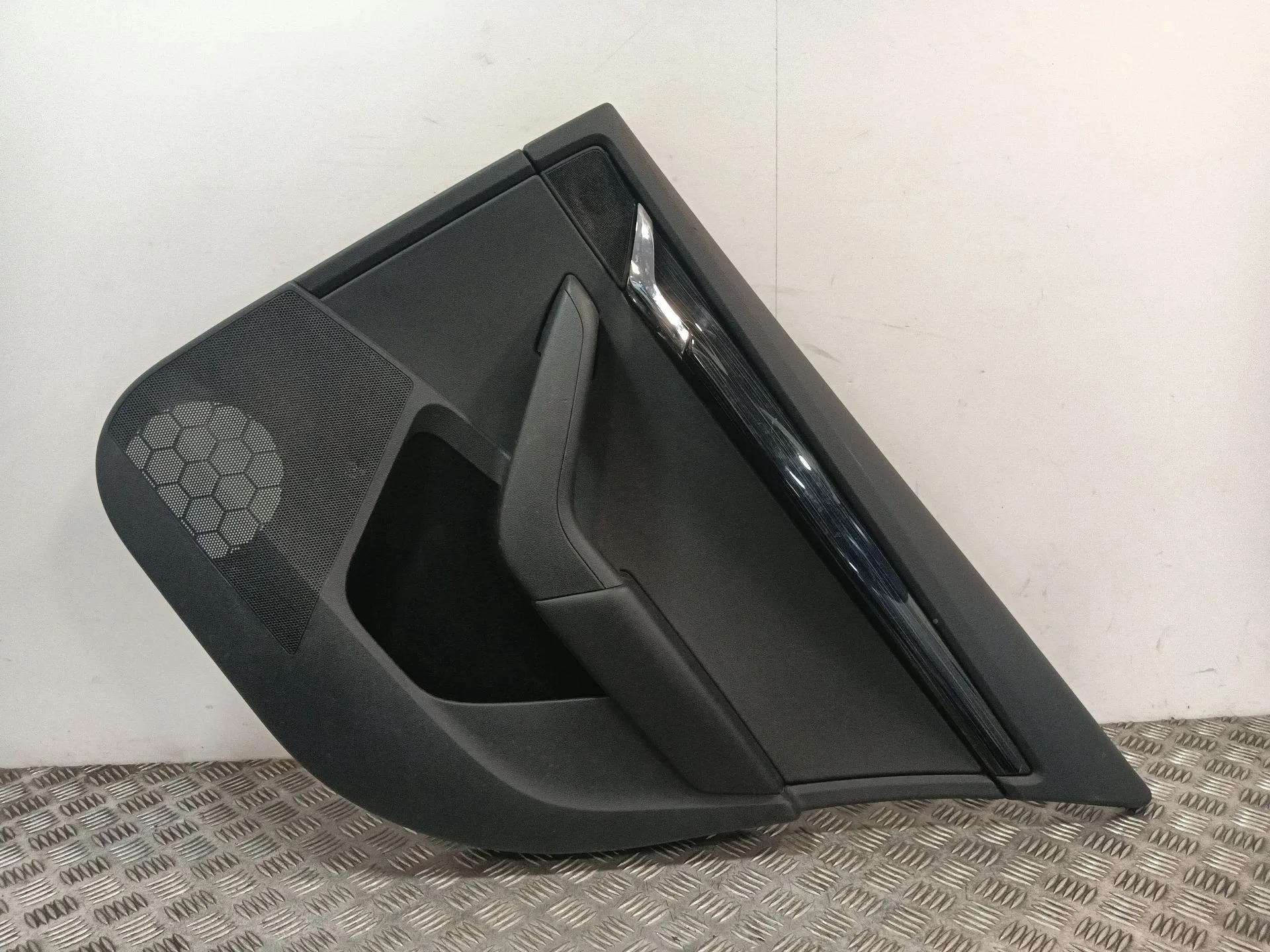 Guarnecido Puerta Trasera Derecha para Skoda Octavia Iii Combi (5E5, 5E6)