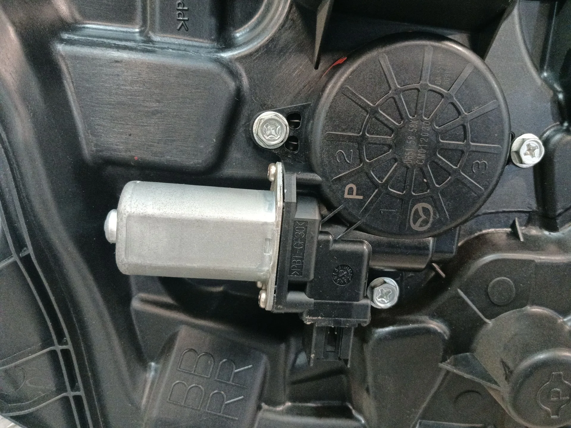 Elevalunas Trasero Derecho para Mazda 3 Lim. (Bl)