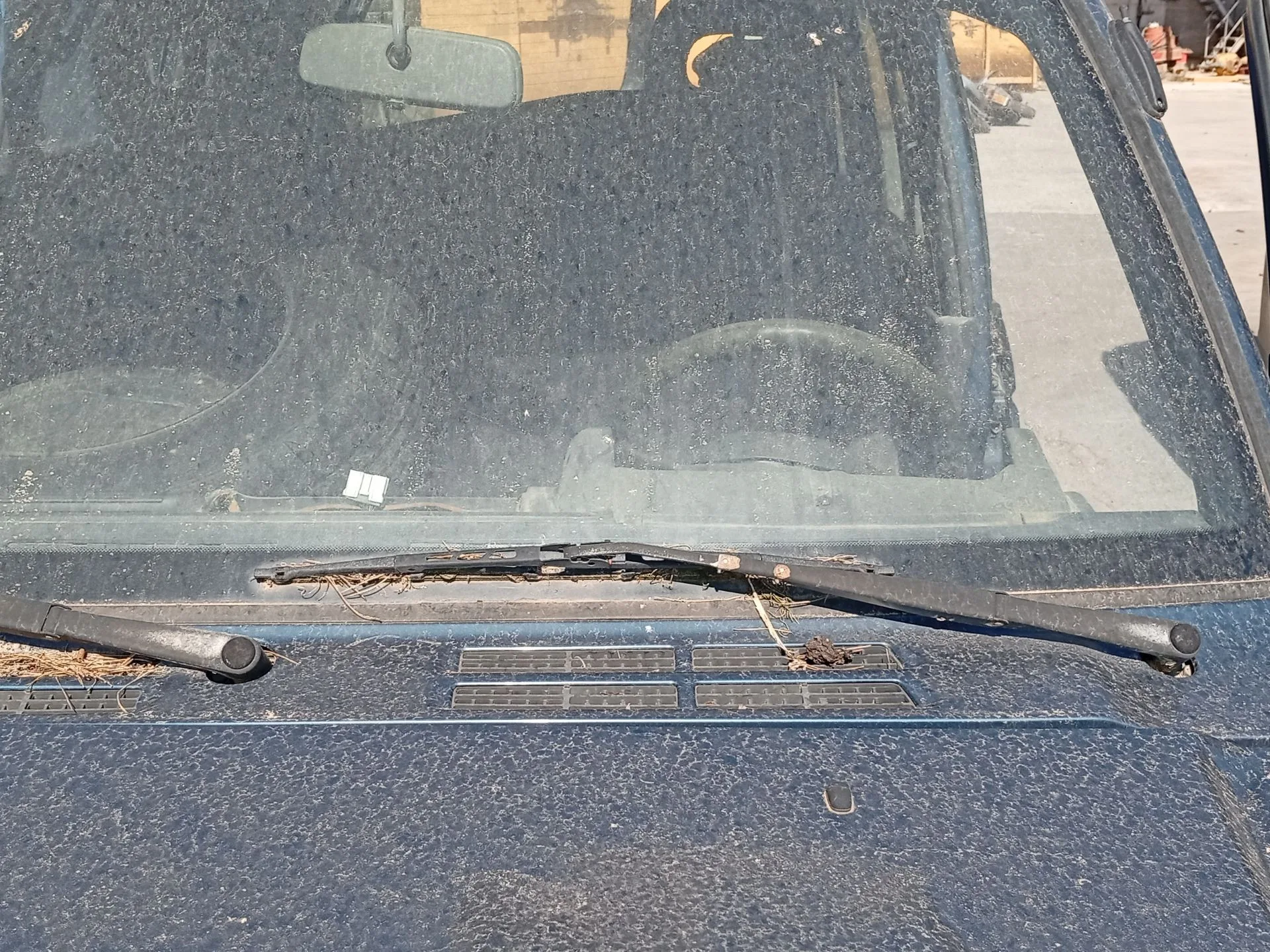Brazo Limpia Delantero Izquierdo para Mitsubishi Montero (V3_W, V2_W, V4_W, V5_W)