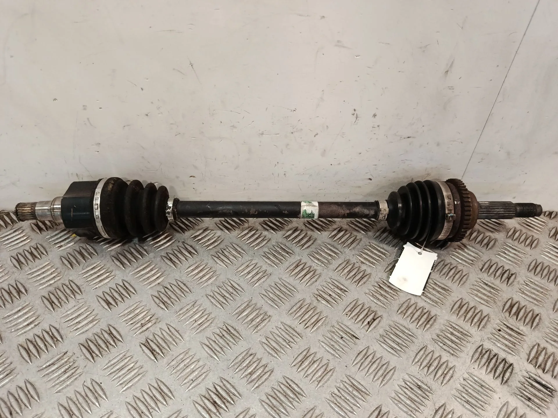 Transmision Delantera Izquierda para Mitsubishi Montero (V3_W, V2_W, V4_W, V5_W)