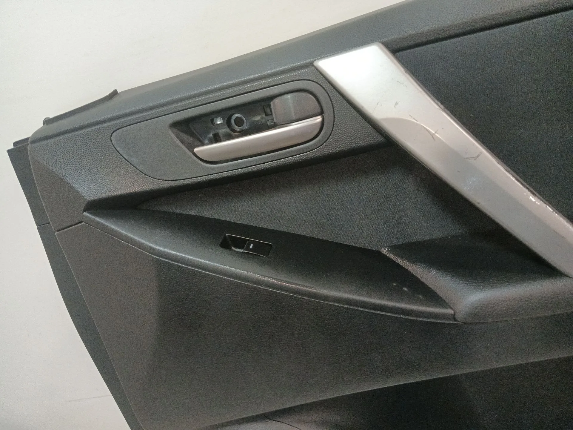 Guarnecido Puerta Delantera Derecha para Mazda 3 Lim. (Bl)