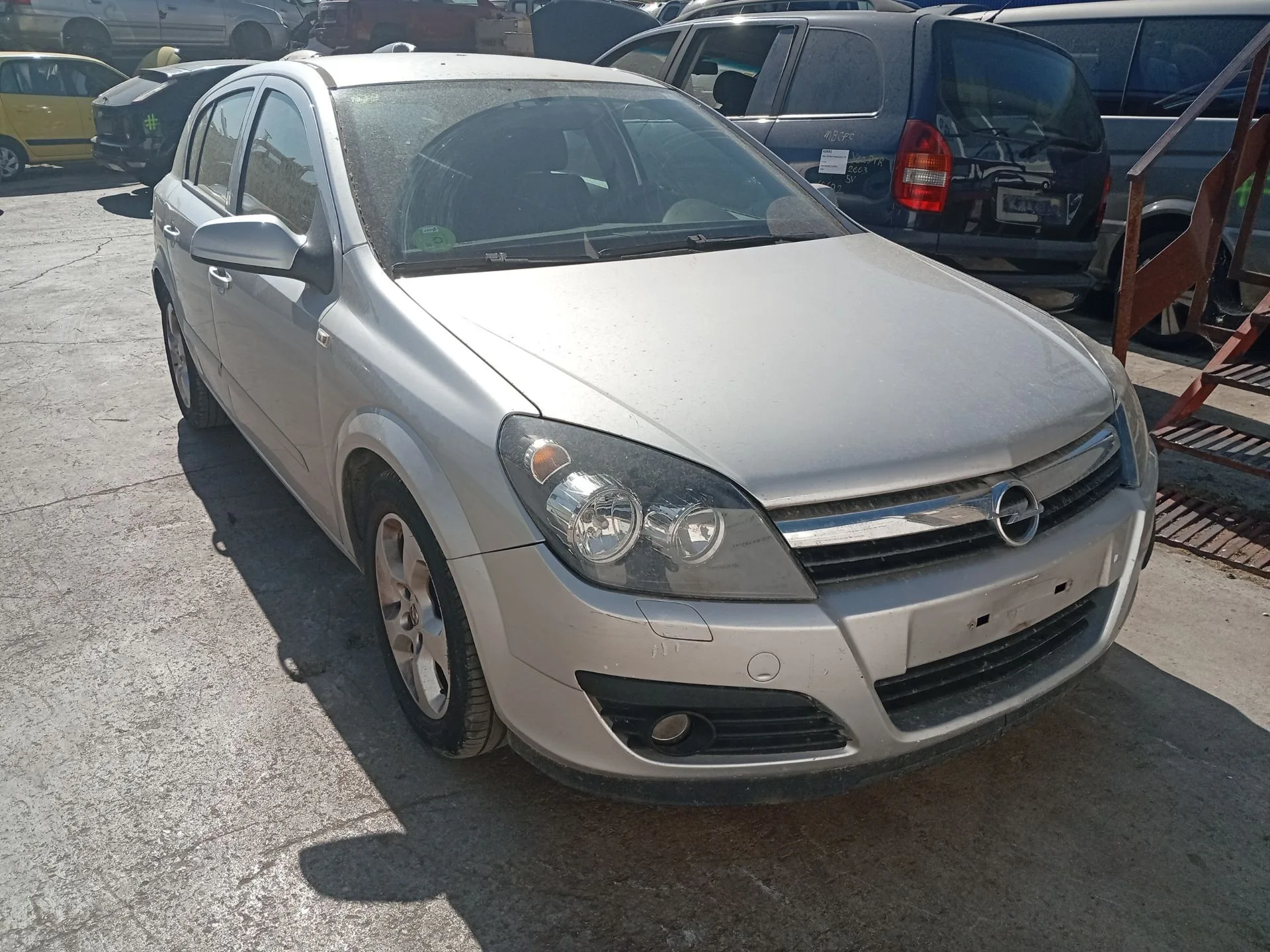 Amortiguador Delantero Derecho para Opel Astra H (A04)