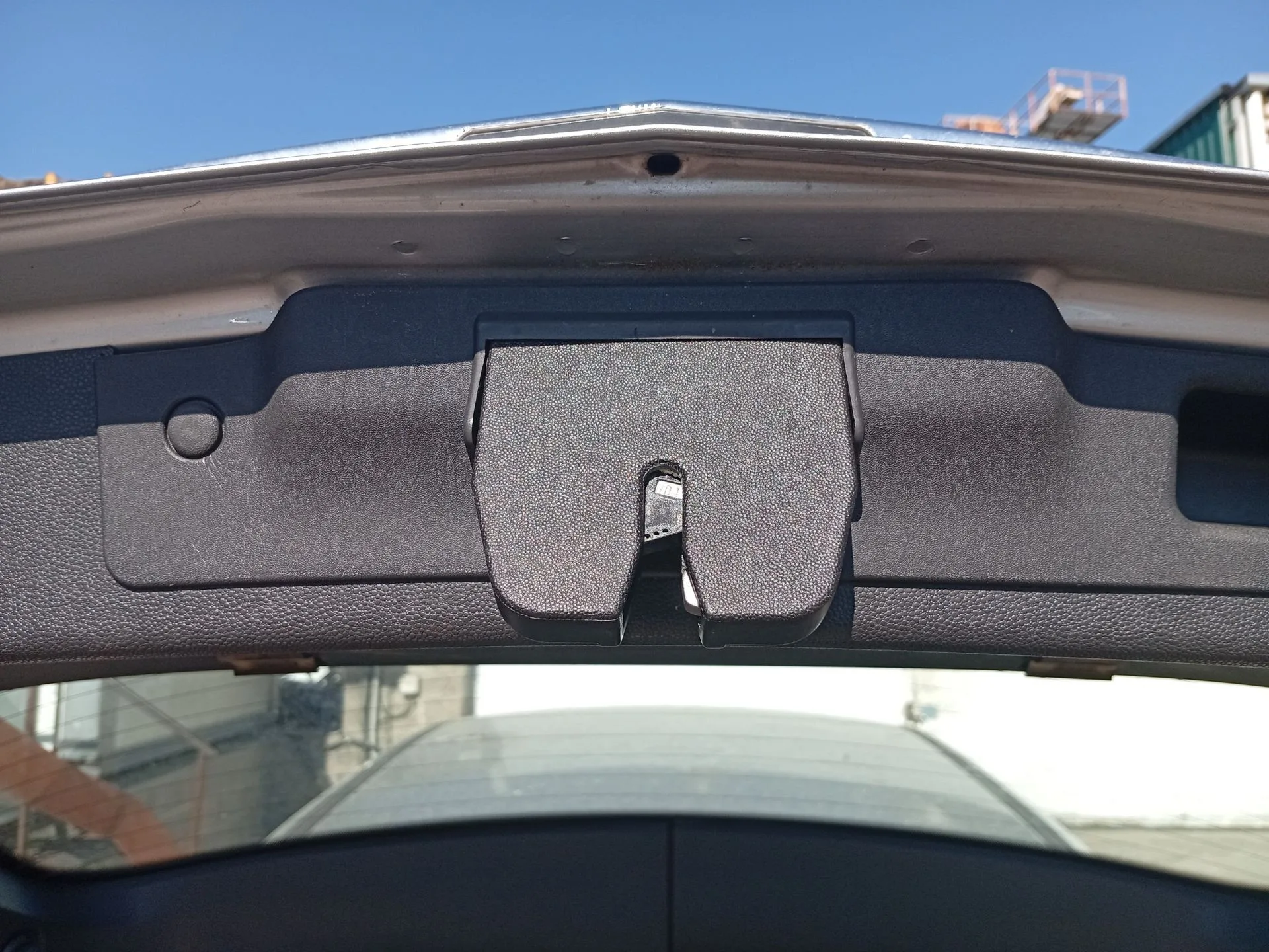 Cerradura Maletero / Porton para Opel Astra H (A04)