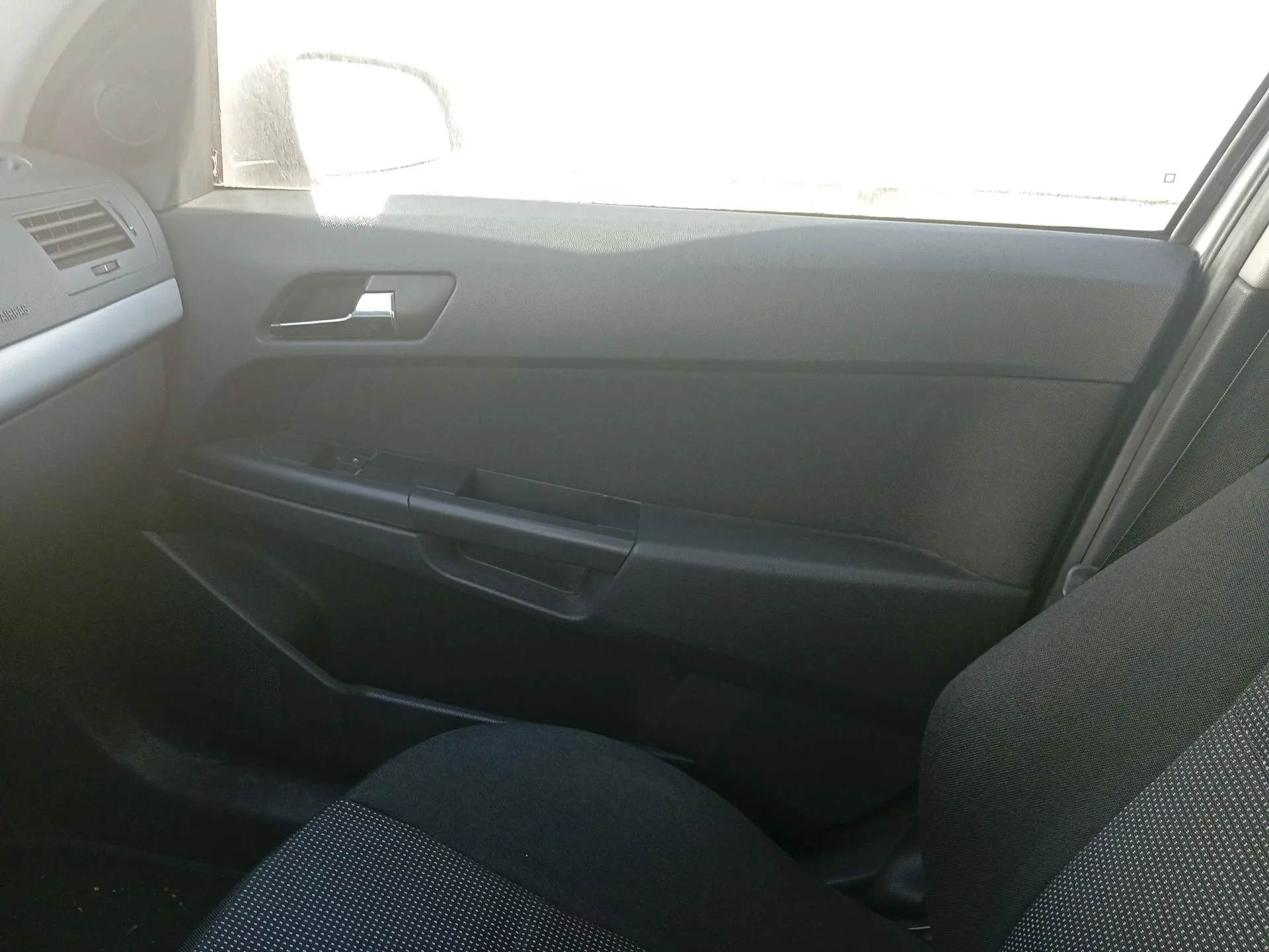 Guarnecido Puerta Delantera Derecha para Opel Astra H (A04)