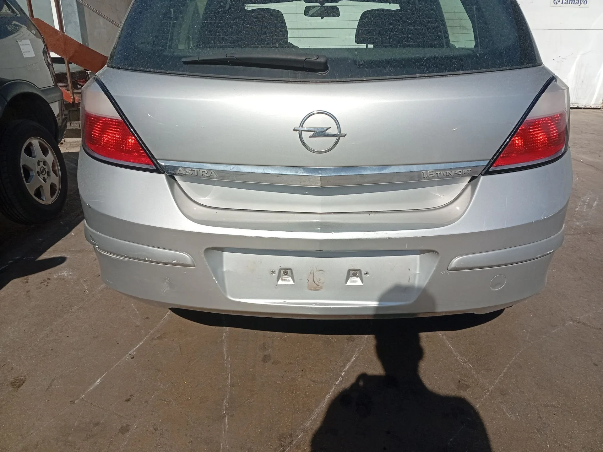 Paragolpes Trasero para Opel Astra H (A04)