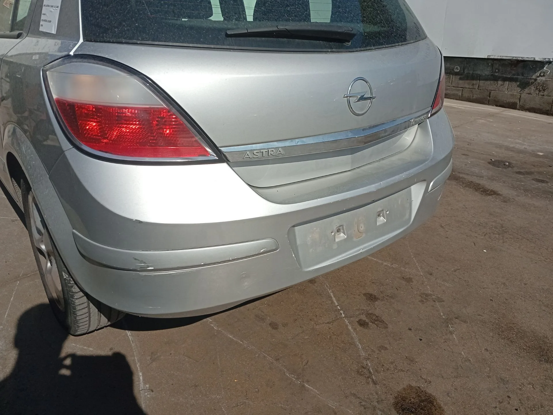 Paragolpes Trasero para Opel Astra H (A04)