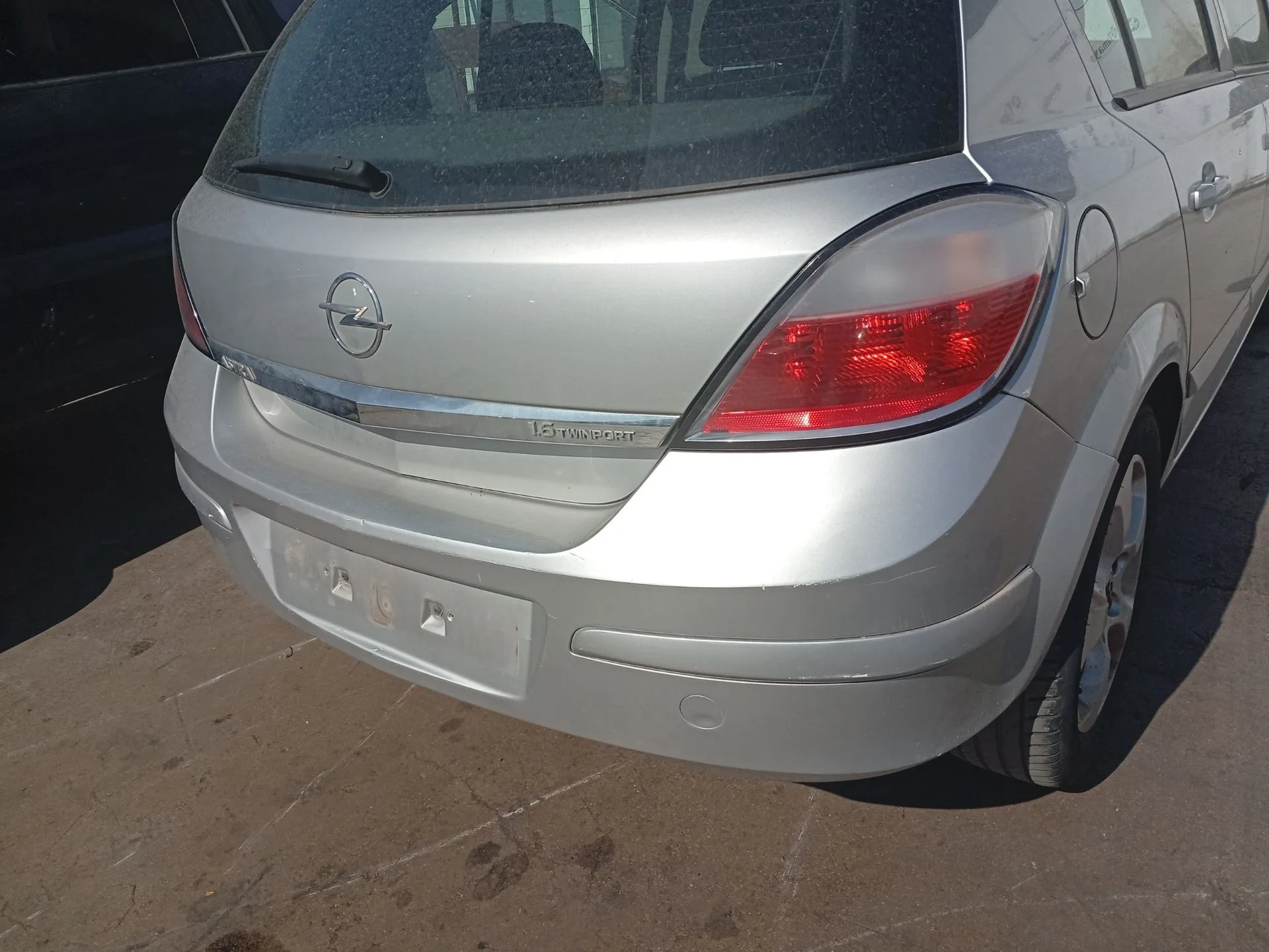 Paragolpes Trasero para Opel Astra H (A04)