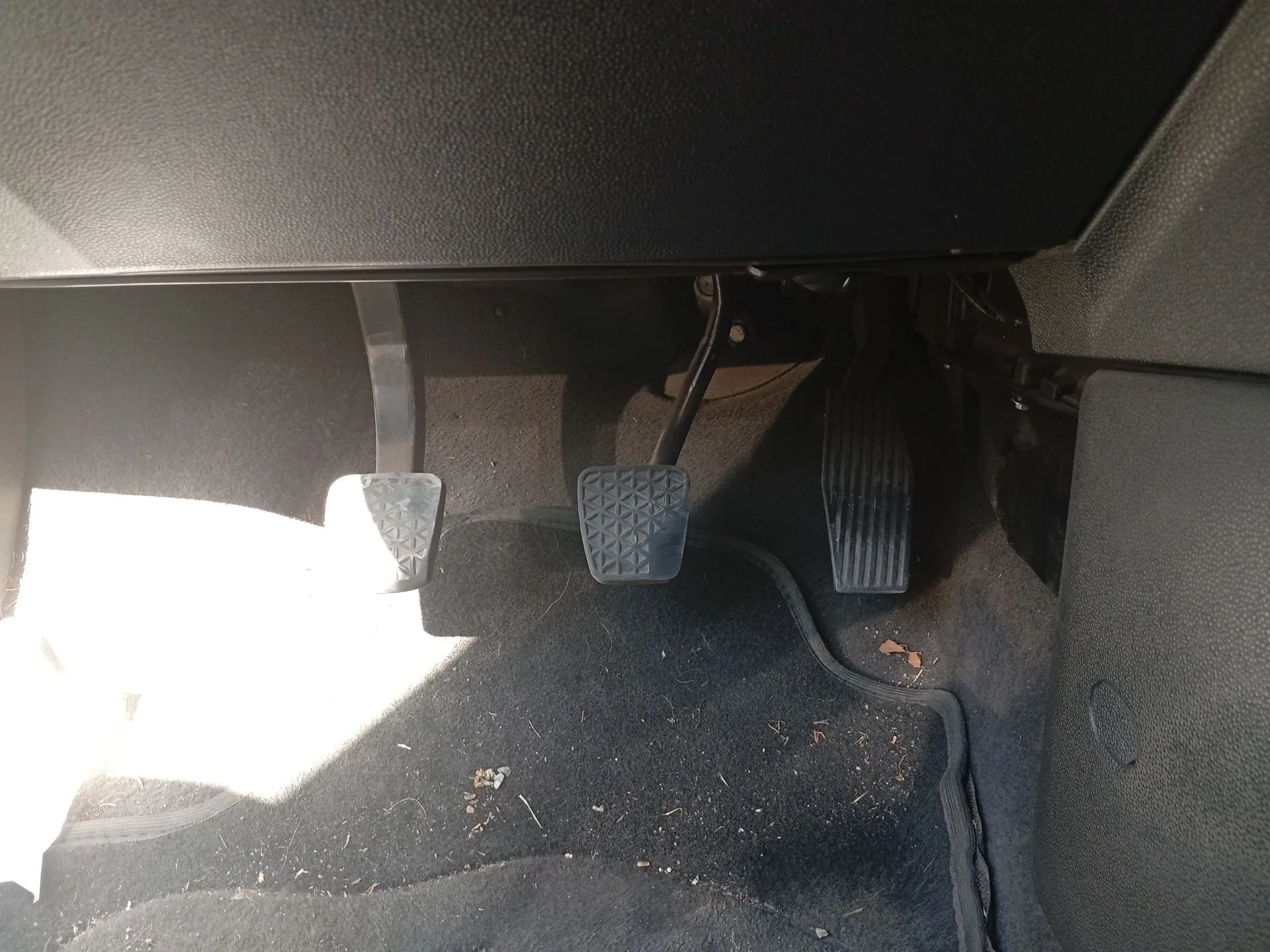 Pedal Embrague para Opel Astra H (A04)