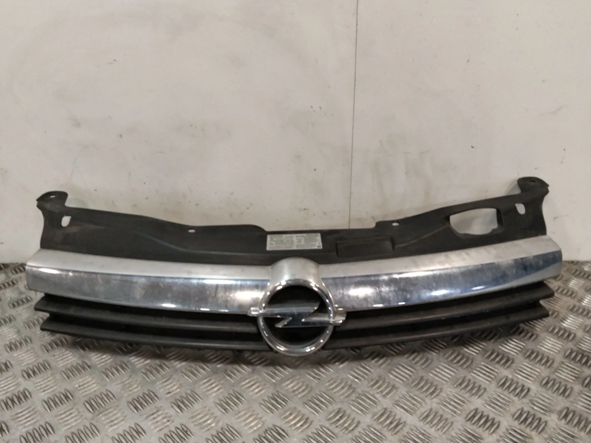 Rejilla Paragolpes Delantero para Opel Astra H (A04)