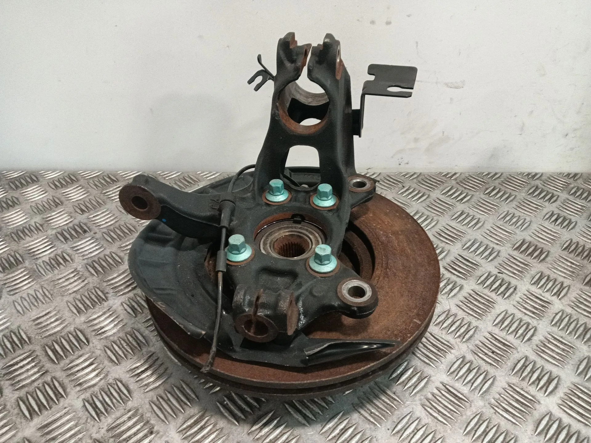 Mangueta Delantera Izquierda para Mazda 3 Berlina (Bp)