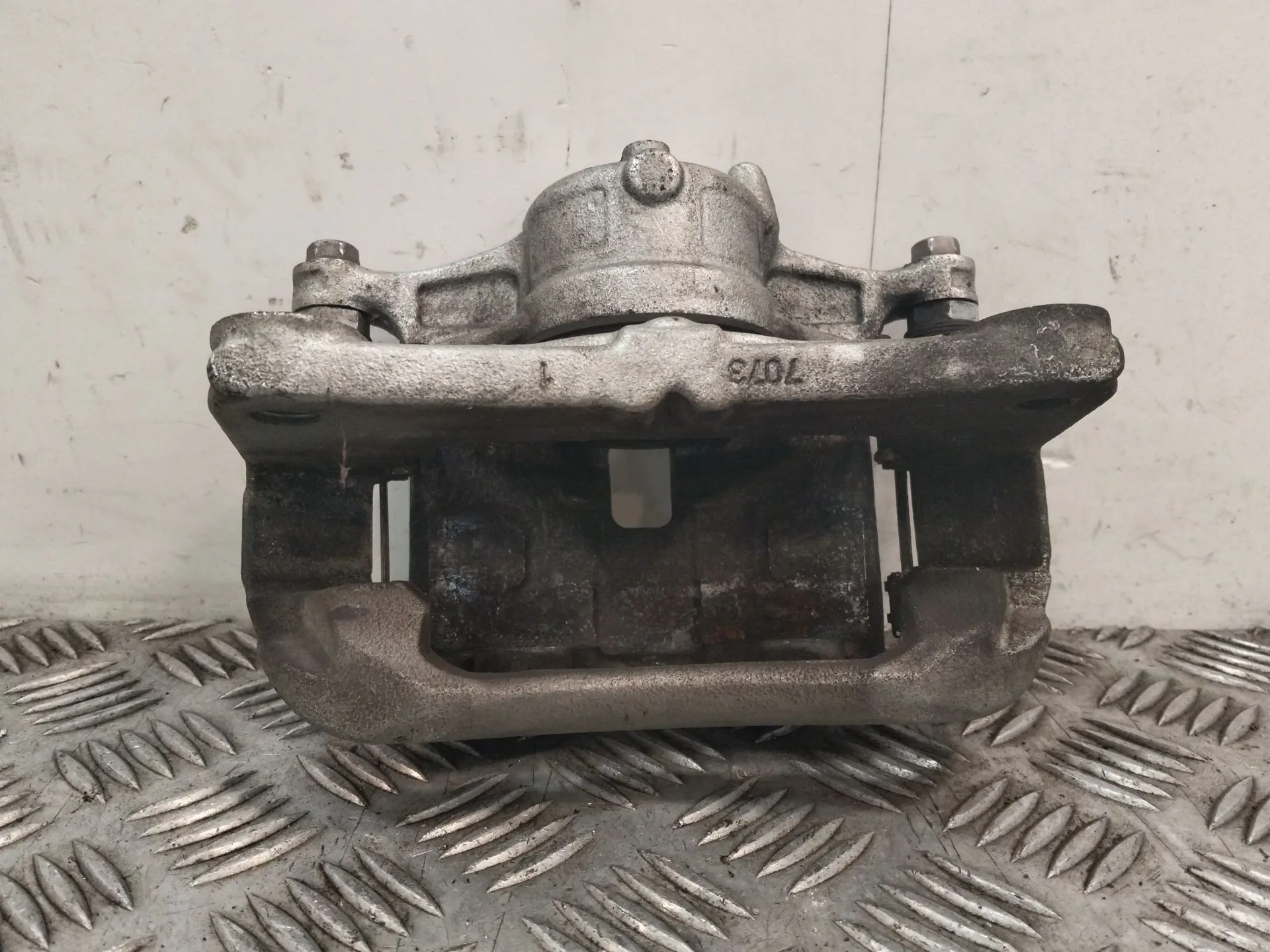 Pinza Freno Delantera Izquierda para Mazda 3 Berlina (Bp)