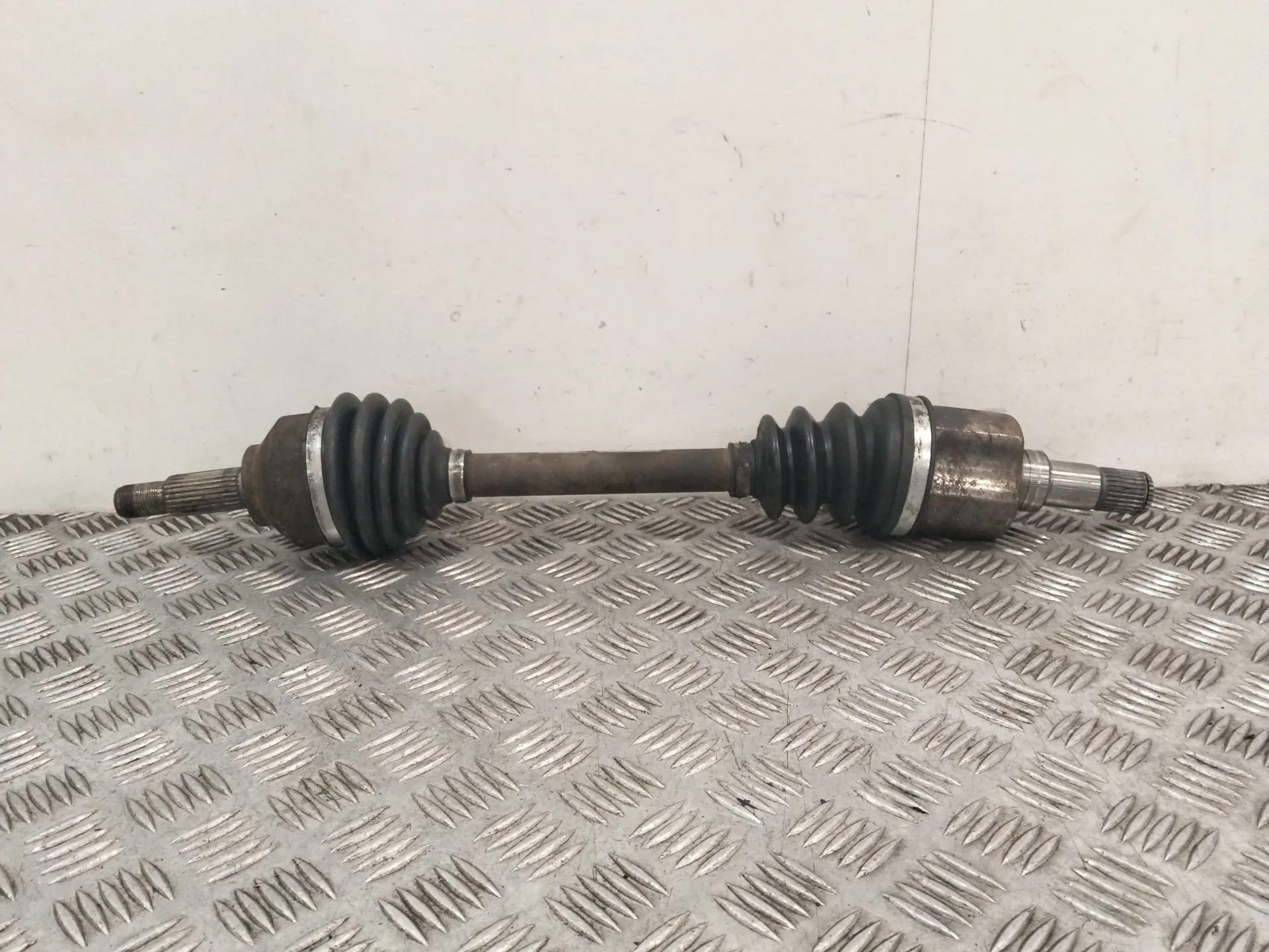 Transmision Delantera Izquierda para Ford Focus Turnier (Cak)