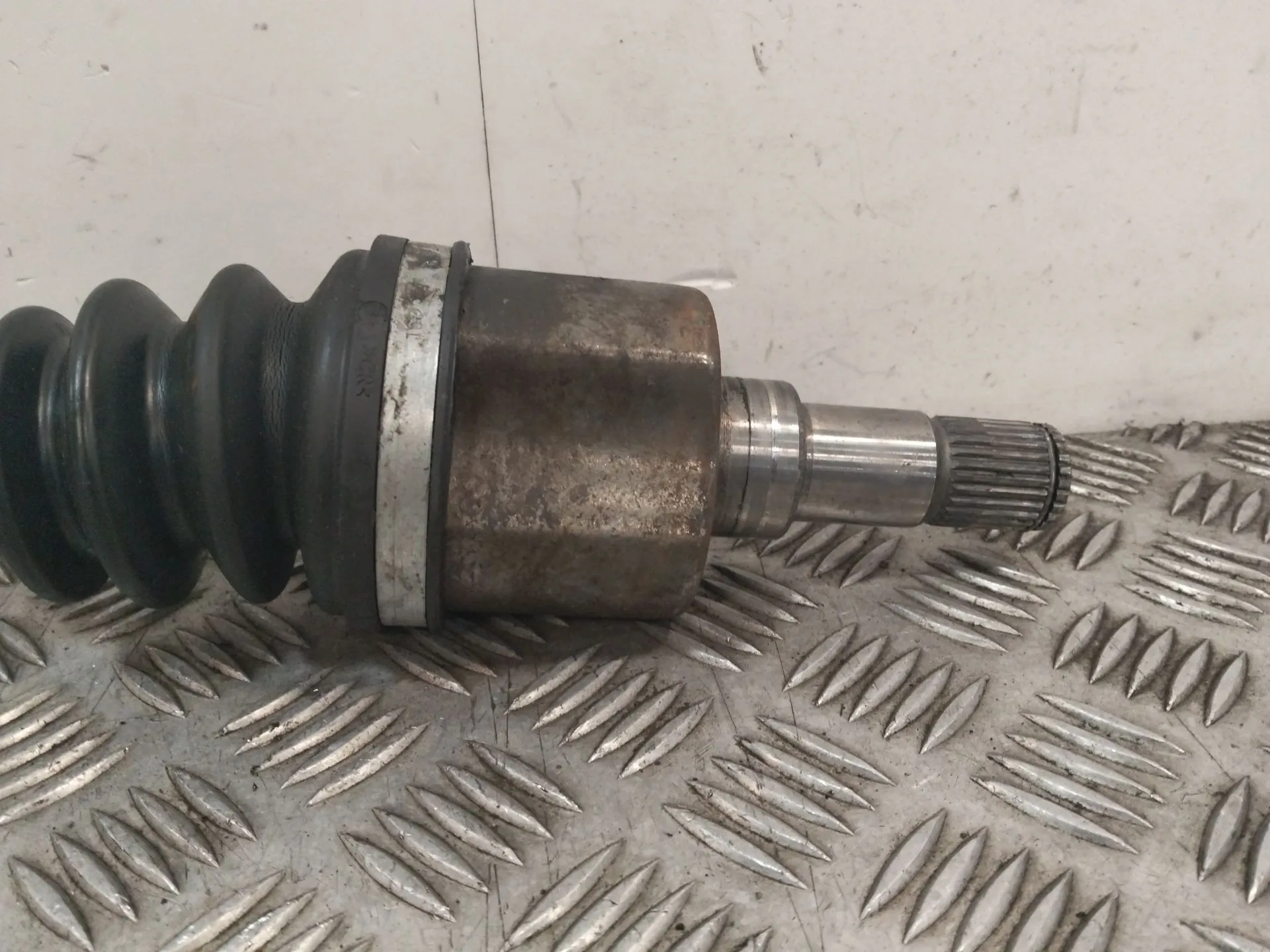 Transmision Delantera Izquierda para Ford Focus Turnier (Cak)