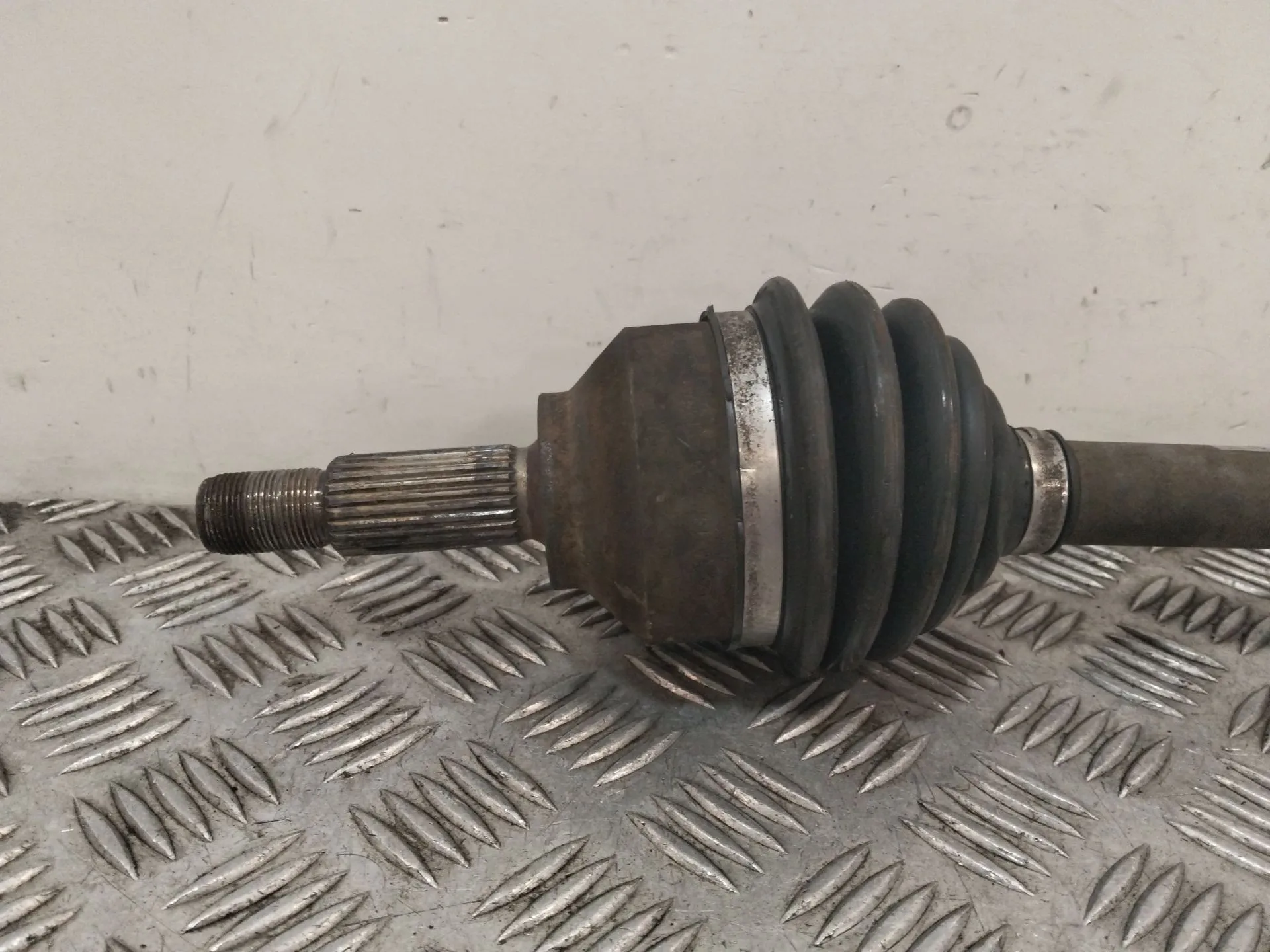 Transmision Delantera Izquierda para Ford Focus Turnier (Cak)