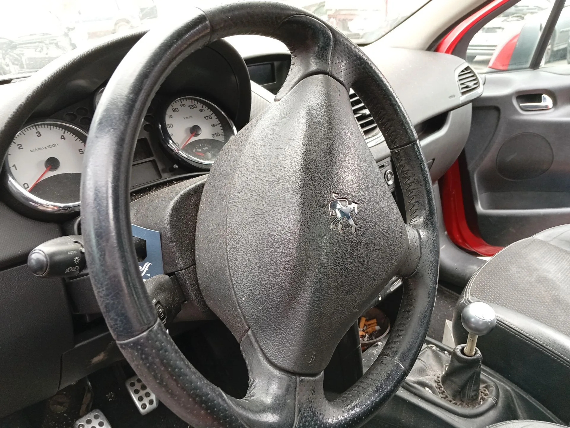 Volante para Peugeot 207/207+ (Wa_, Wc_)