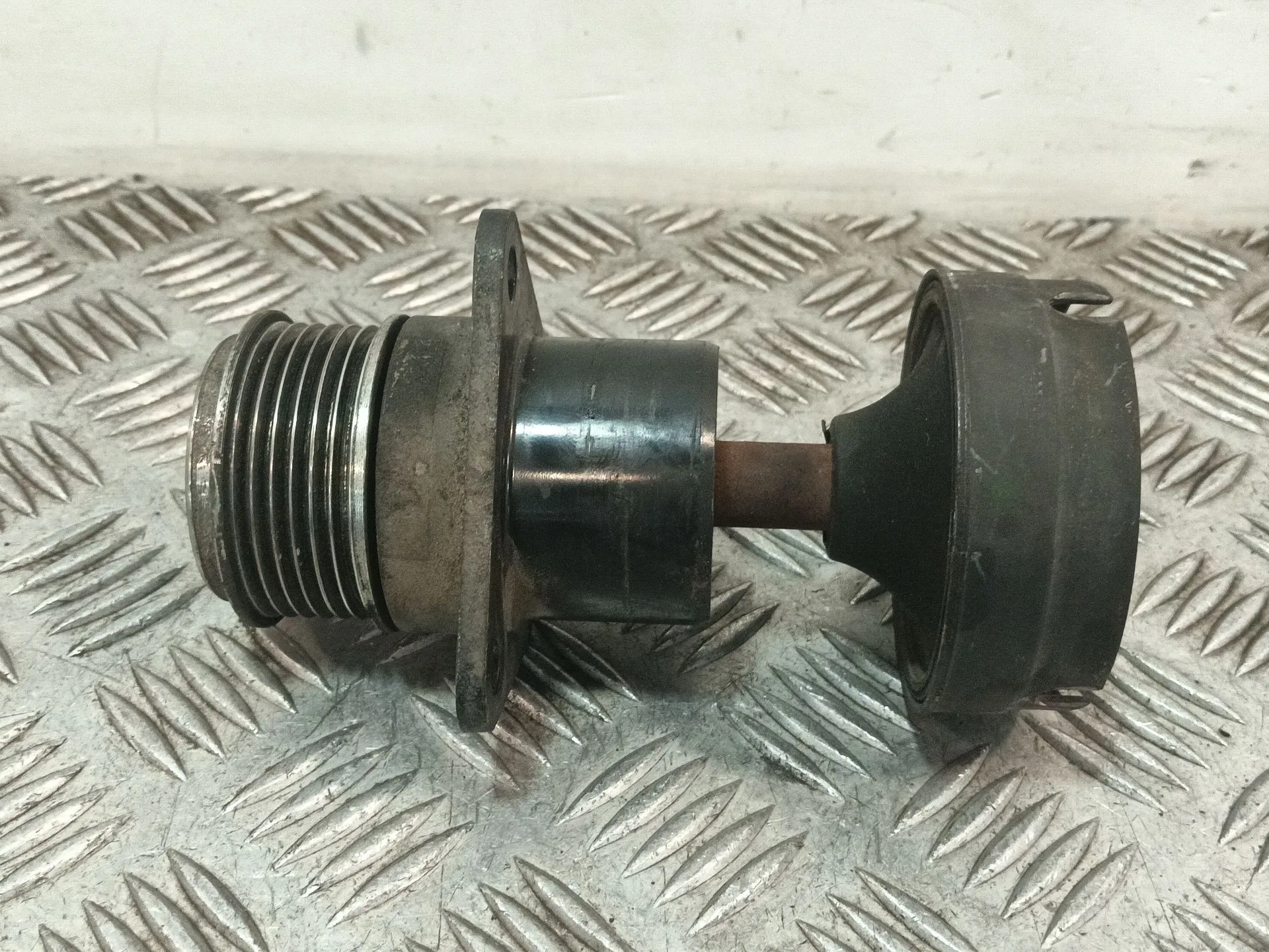 Polea Alternador para Ford Focus I (Daw, Dbw)