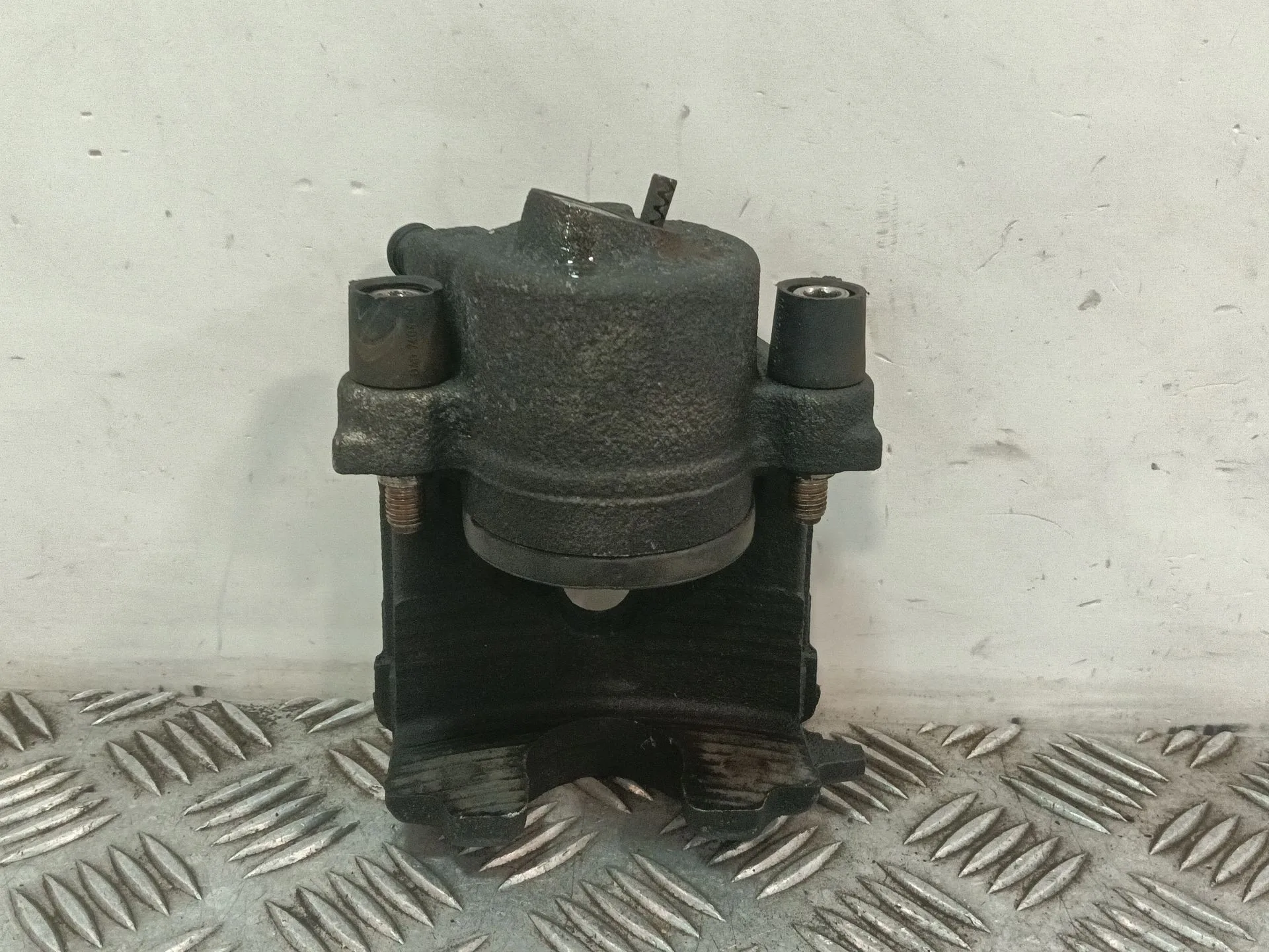 Pinza Freno Delantera Izquierda para Seat Ibiza Iv (6J5, 6P1)