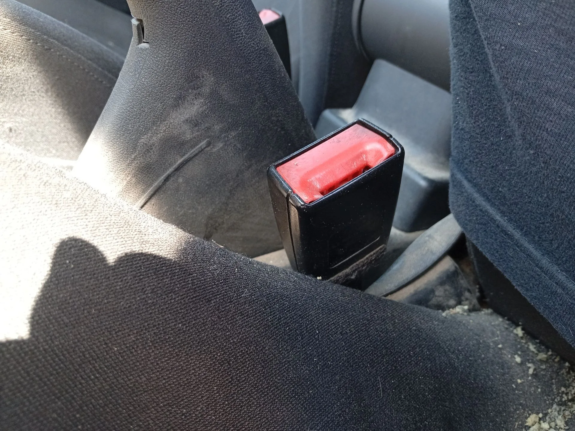Enganche Cinturon Delantero Izquierdo para Audi A3 (8L1)
