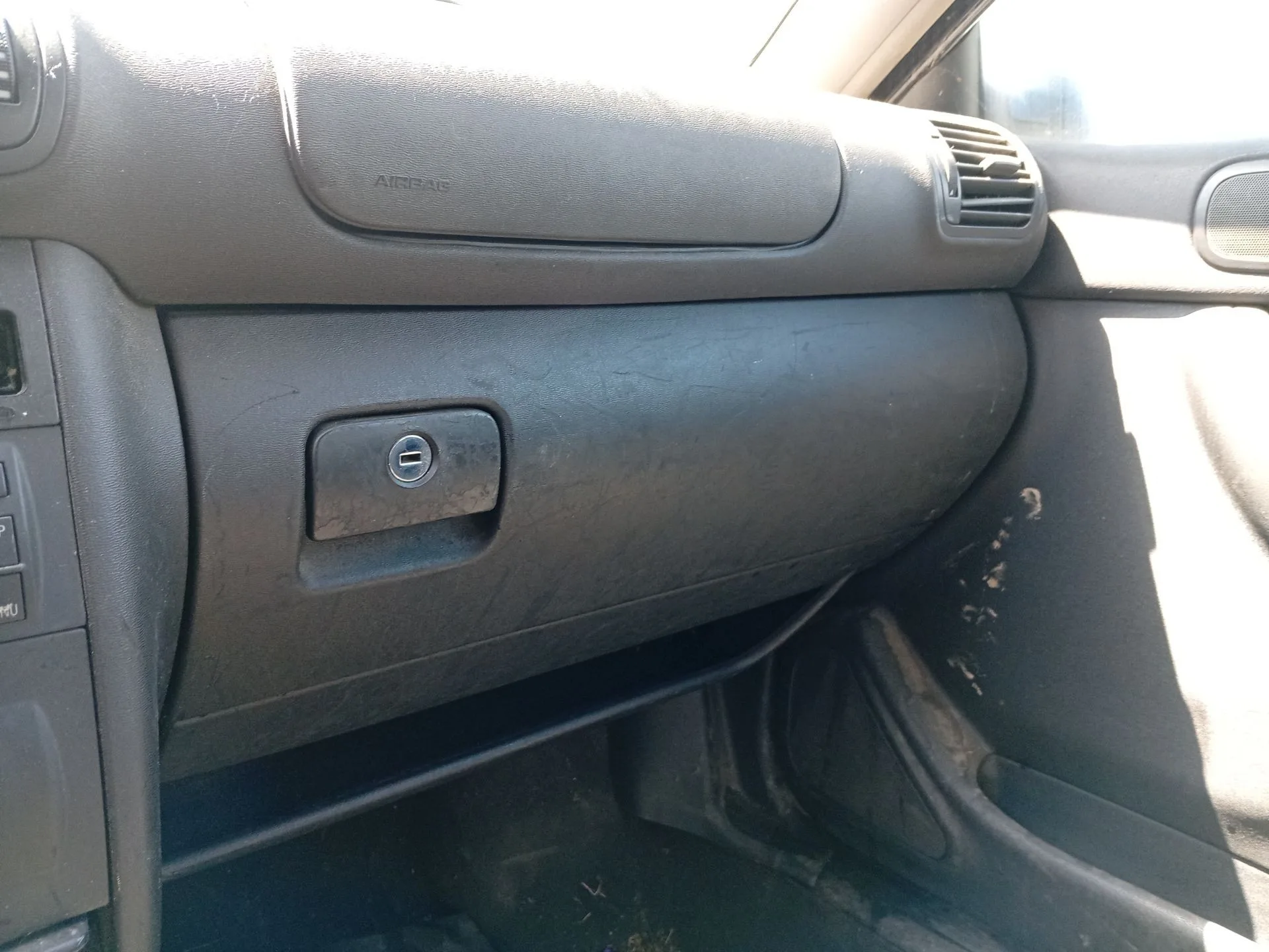Guantera para Audi A3 (8L1)