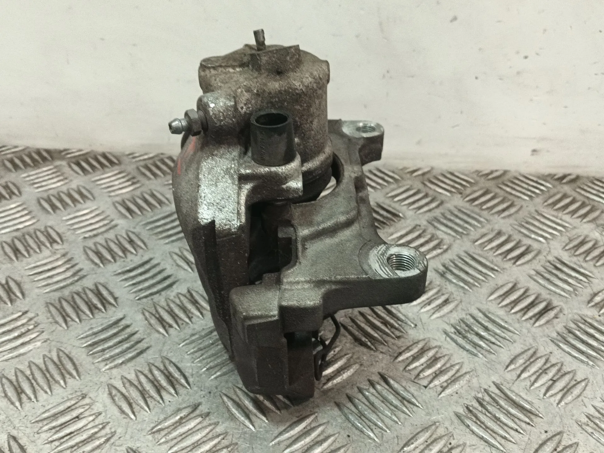 Pinza Freno Delantera Izquierda para Volkswagen Eos (1F7)