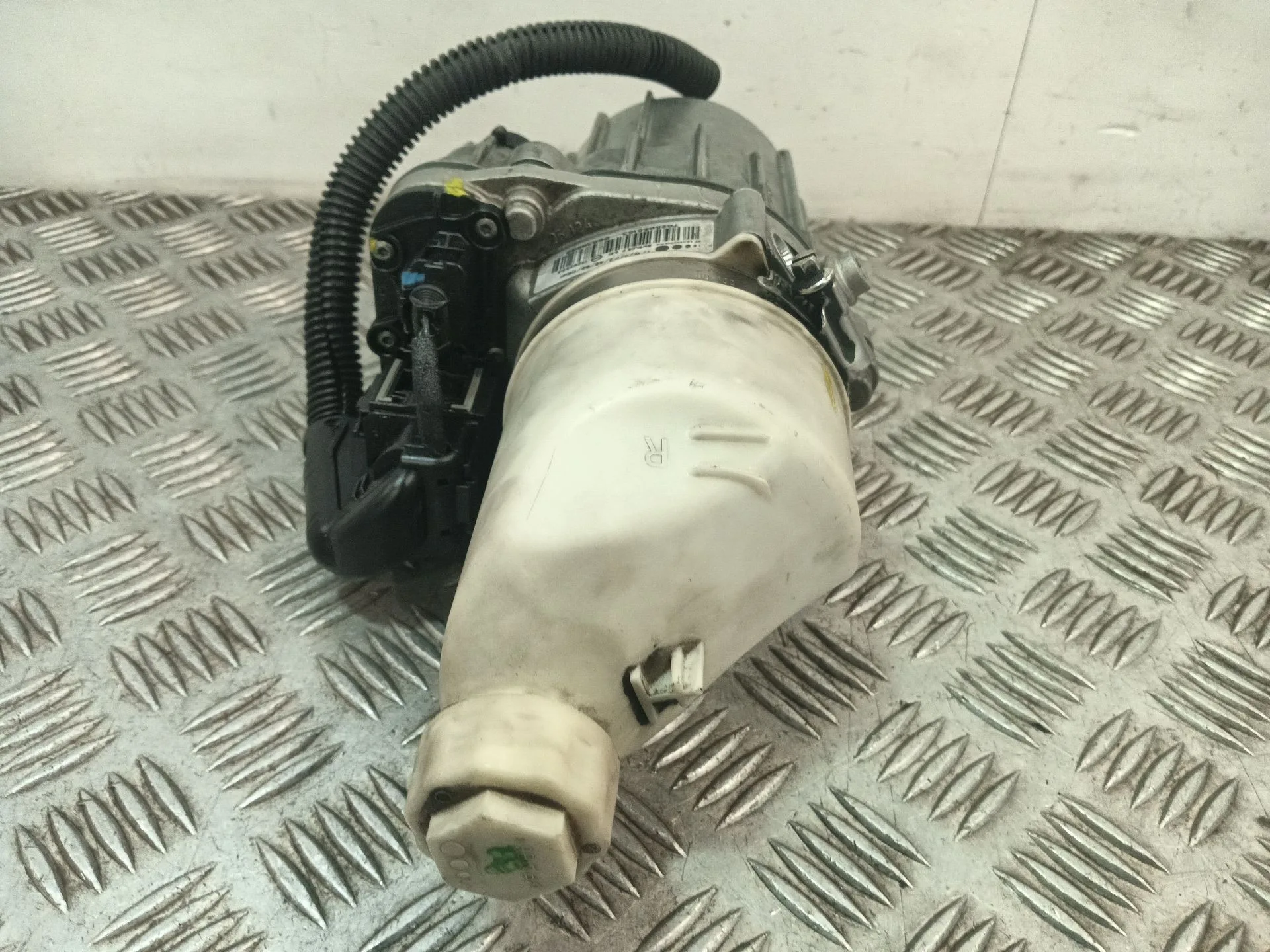 Bomba Servodireccion para Opel Astra H (A04)