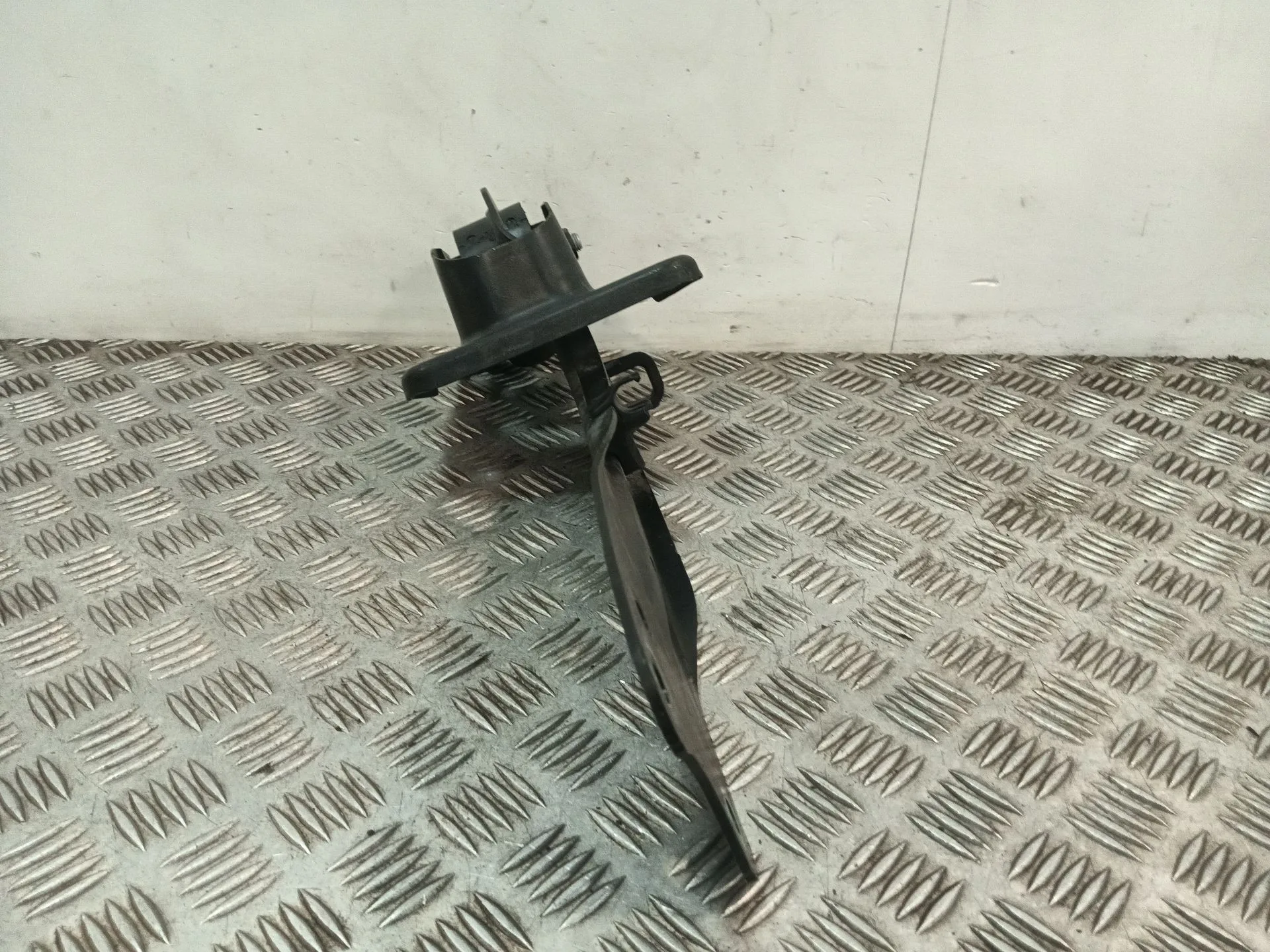 Brazo Suspension Inferior Trasero Izquierdo para Volkswagen Eos (1F7)