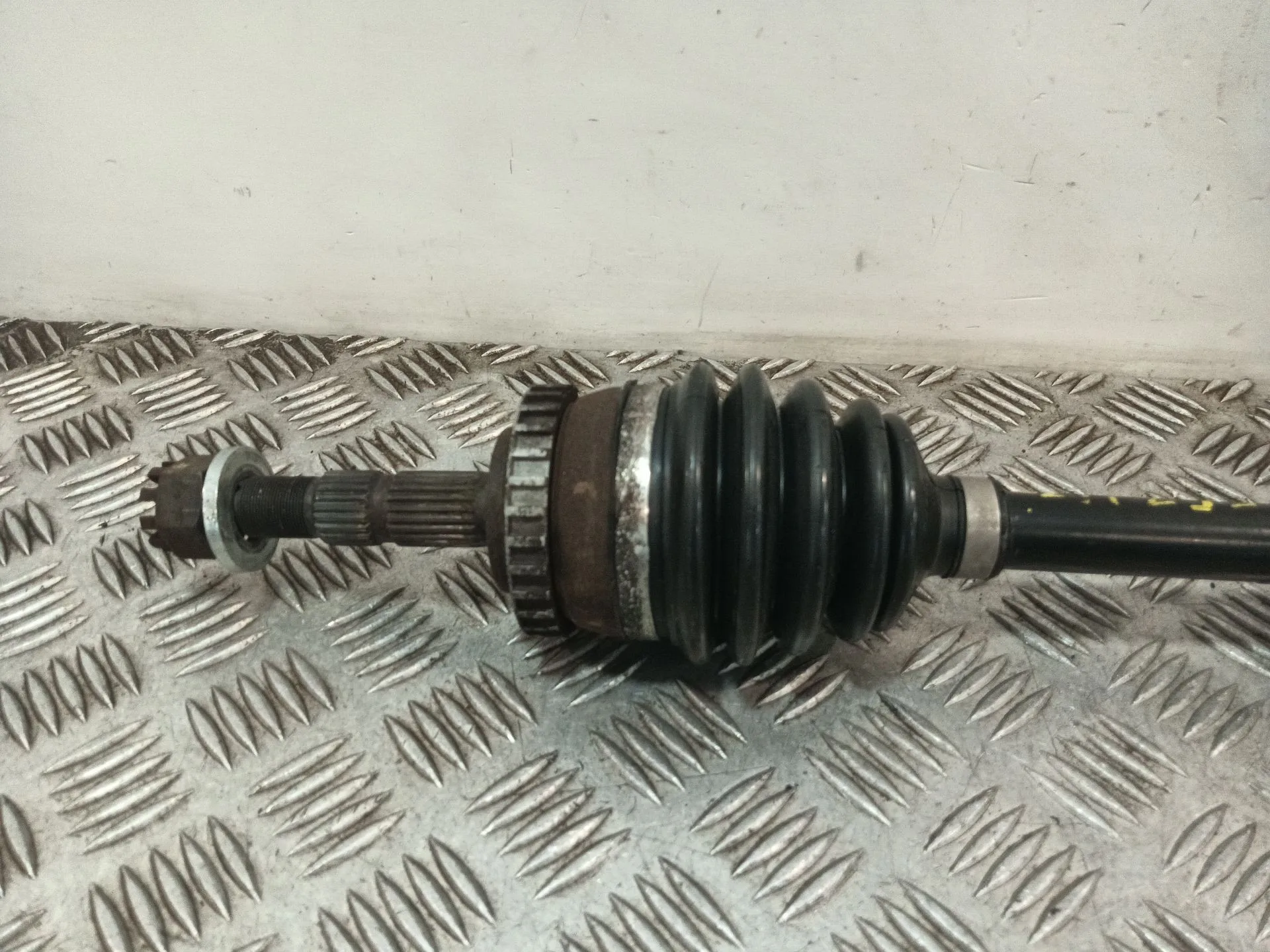 Transmision Delantera Izquierda para Opel Corsa C (X01)