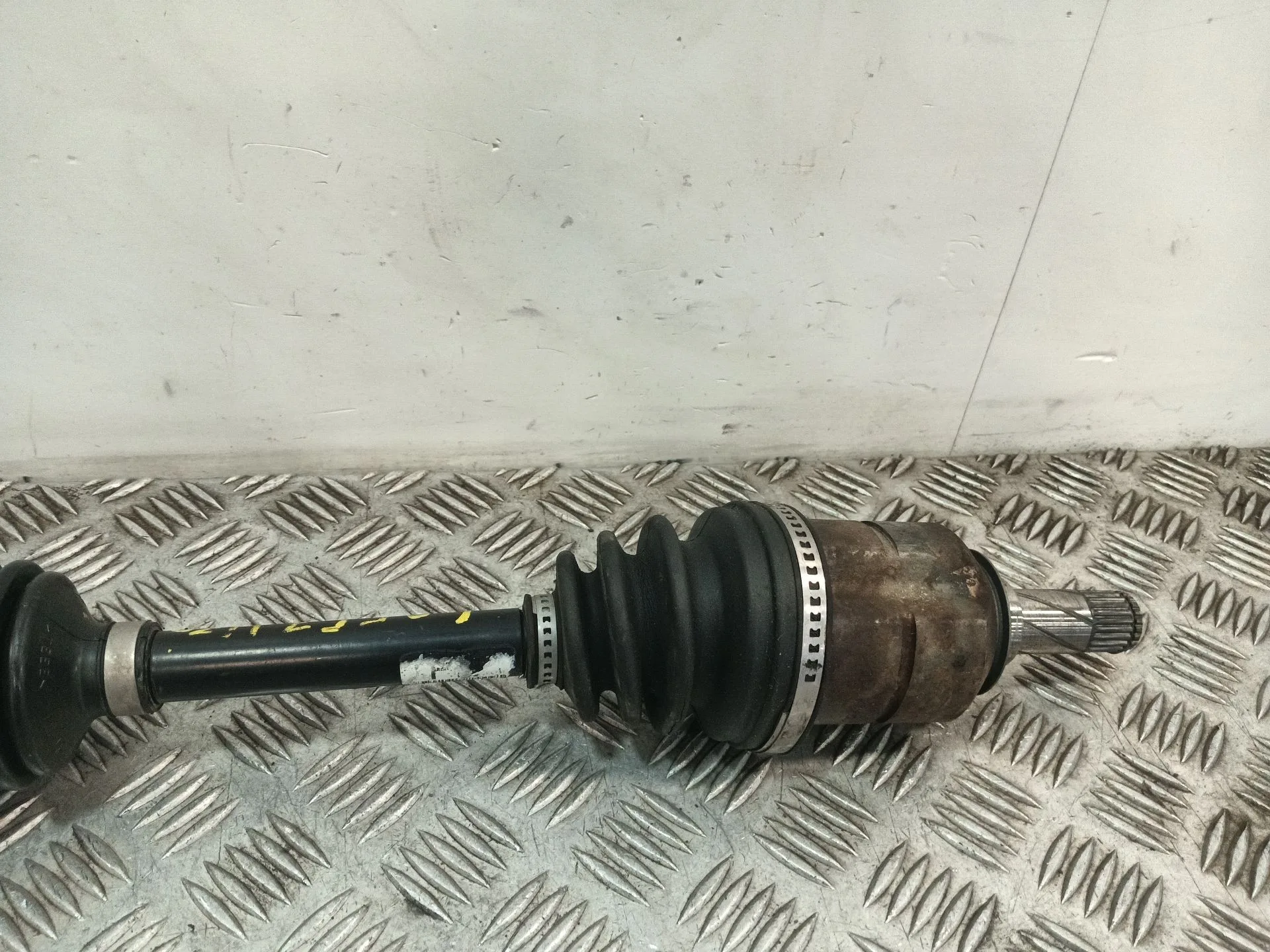 Transmision Delantera Izquierda para Opel Corsa C (X01)
