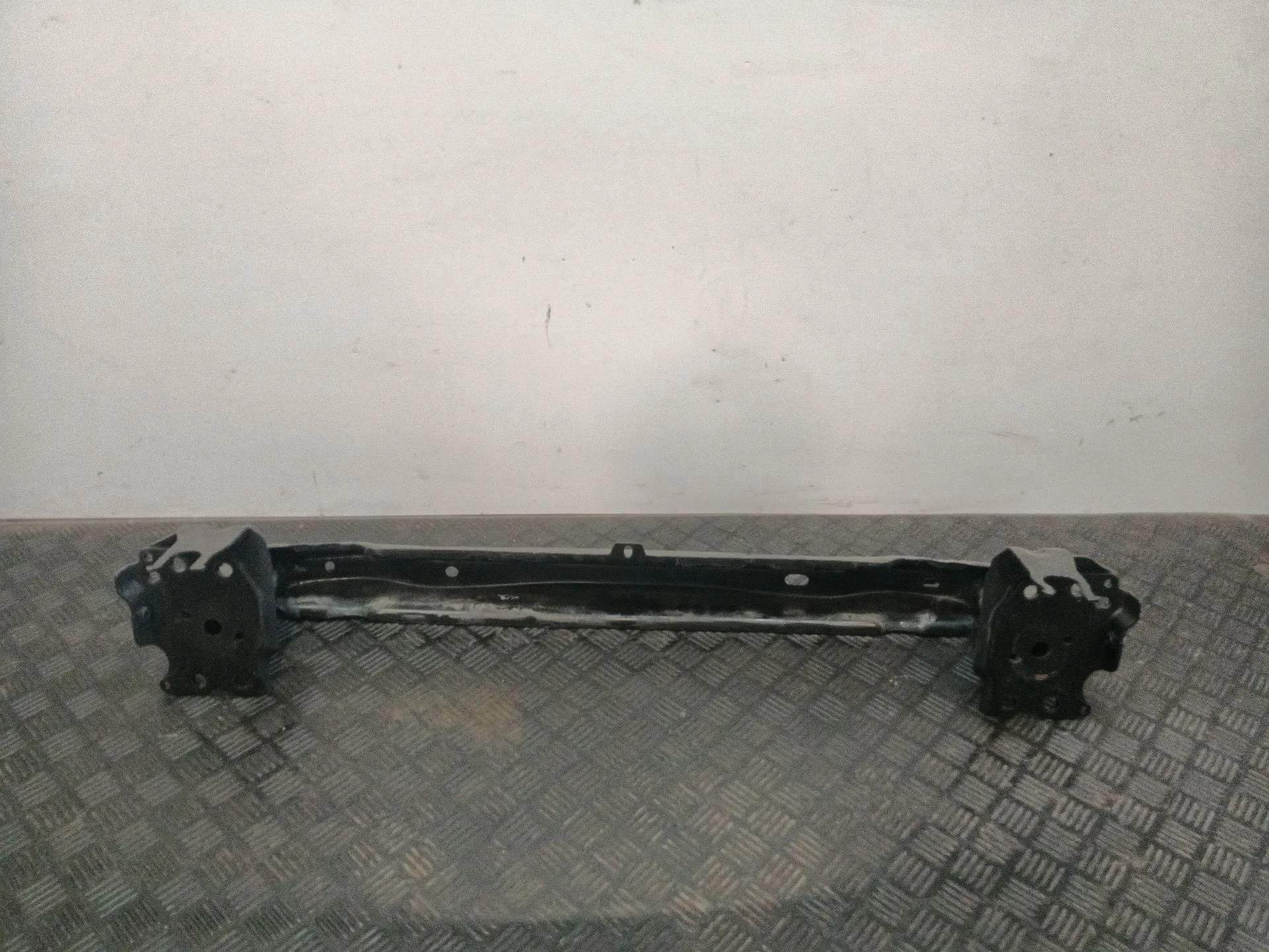 Refuerzo Paragolpes Delantero para Volkswagen Touareg (7La)