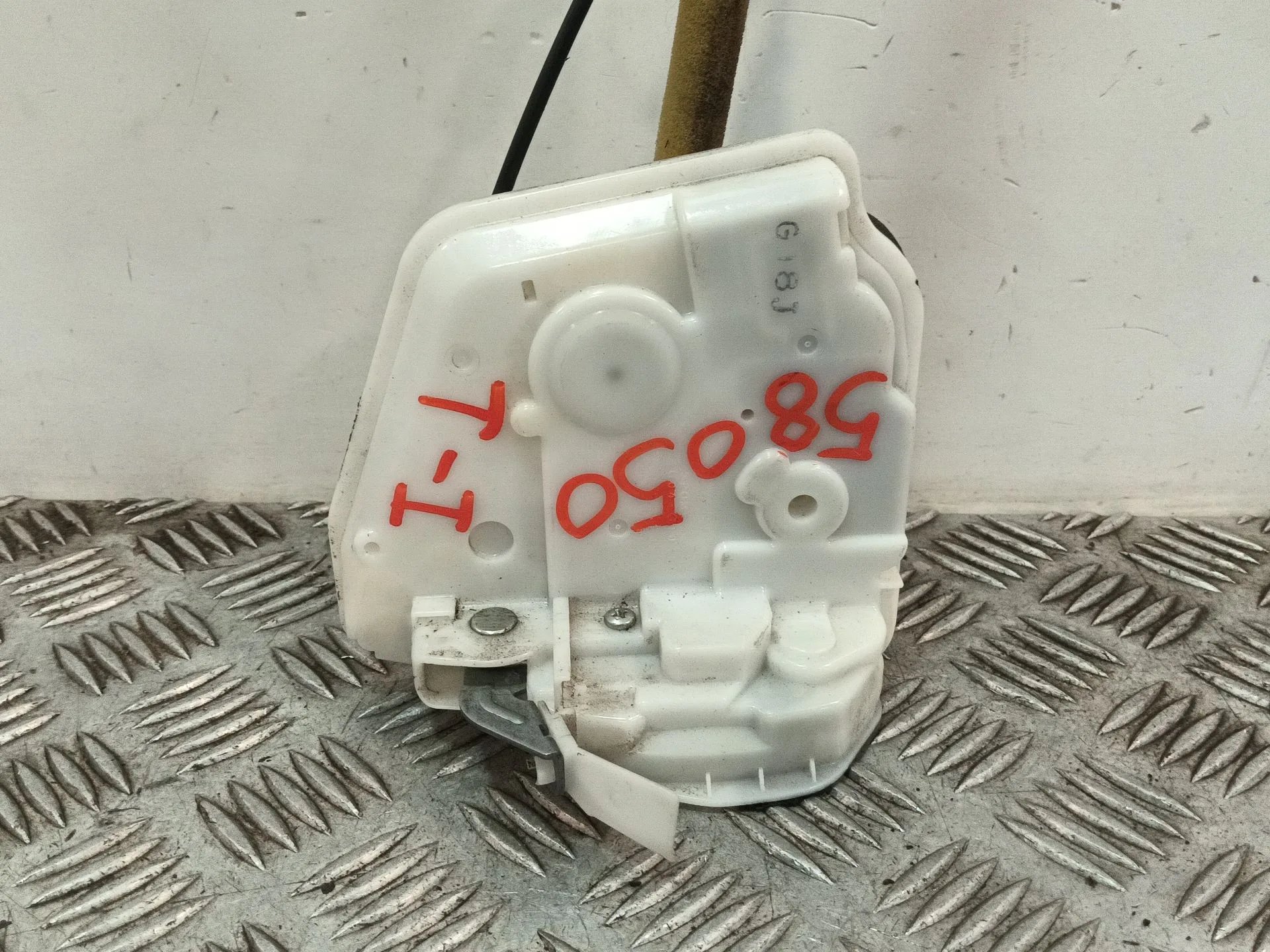 Cerradura Puerta Trasera Izquierda para Mazda 3 Lim. (Bl)