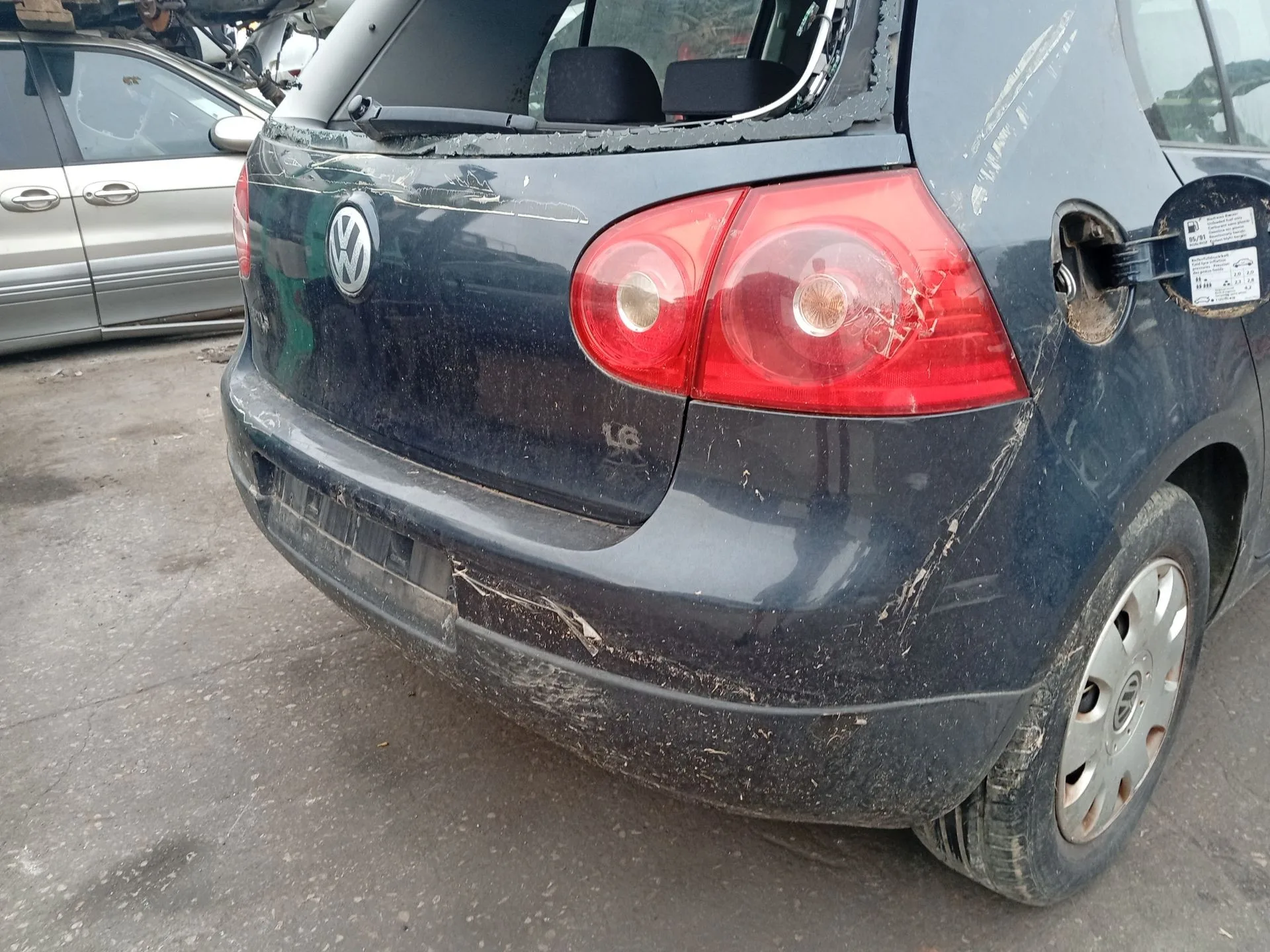 Paragolpes Trasero para Volkswagen Golf V (1K1)