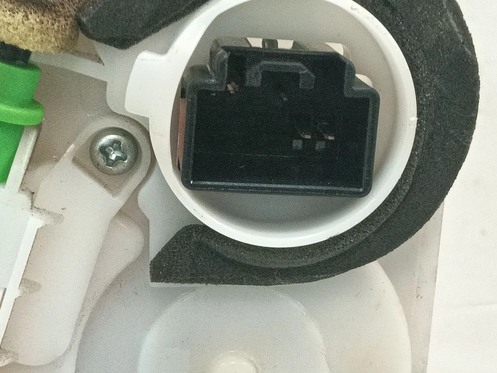 Cerradura Puerta Trasera Derecha para Mazda 3 Lim. (Bl)