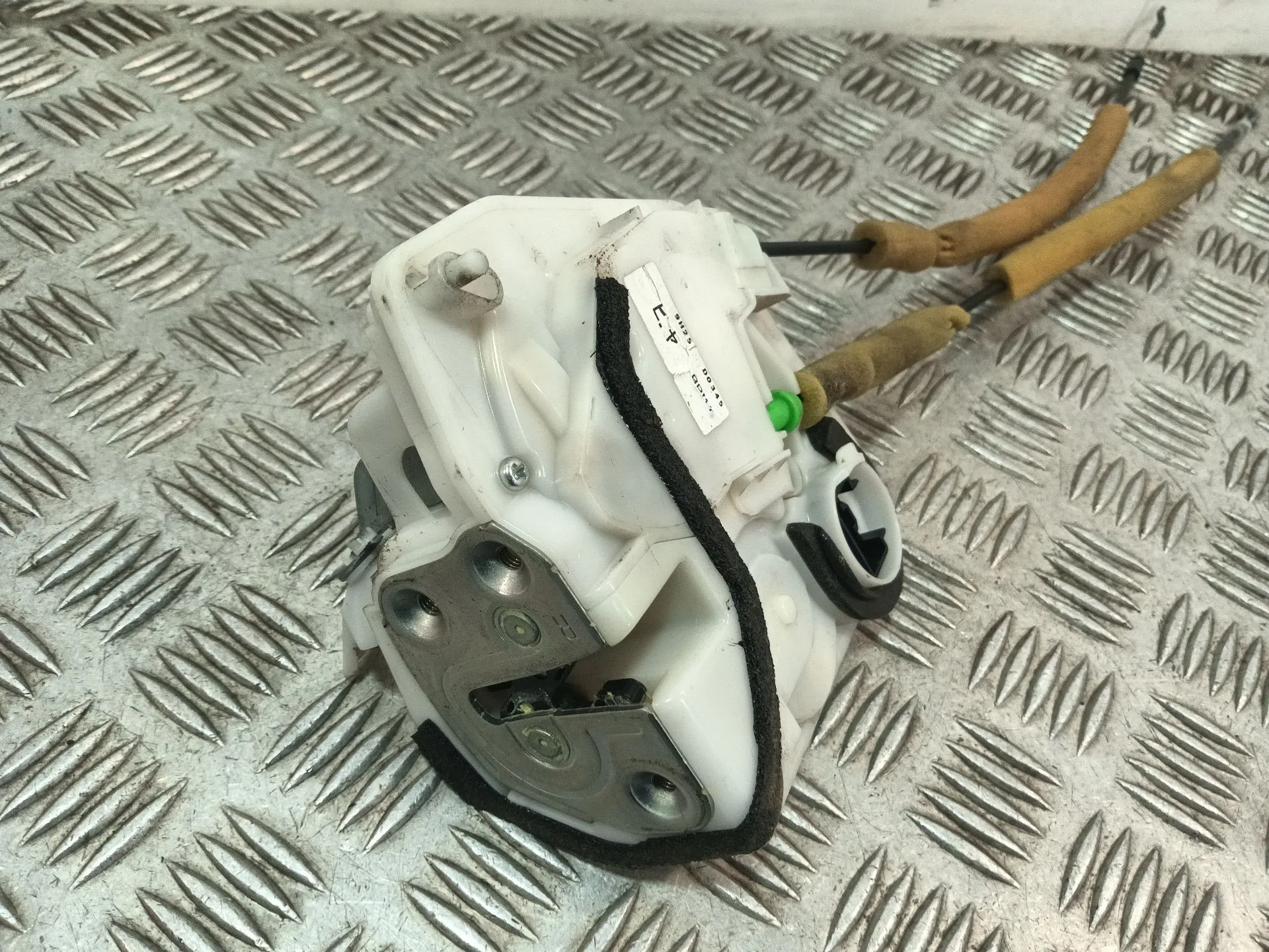 Cerradura Puerta Trasera Derecha para Mazda 3 Lim. (Bl)