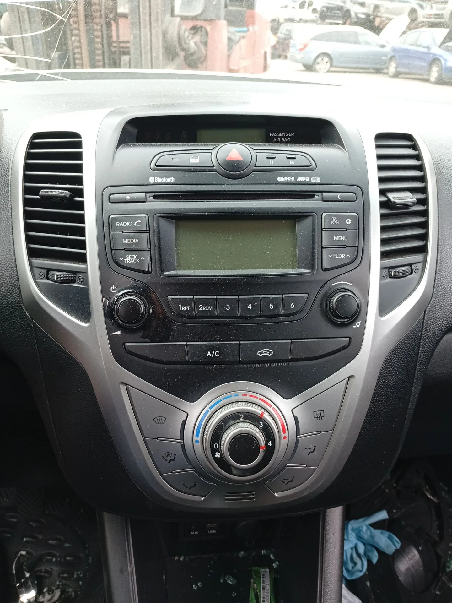 Pantalla / Mando Multifuncion para Hyundai Ix20 (Jc)