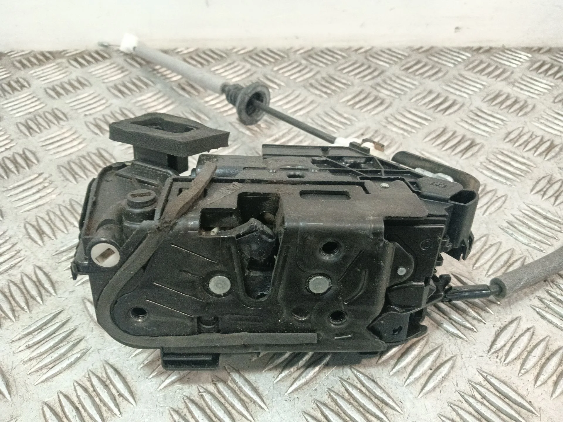 Cerradura Puerta Trasera Izquierda para Skoda Fabia Iii (Nj3)