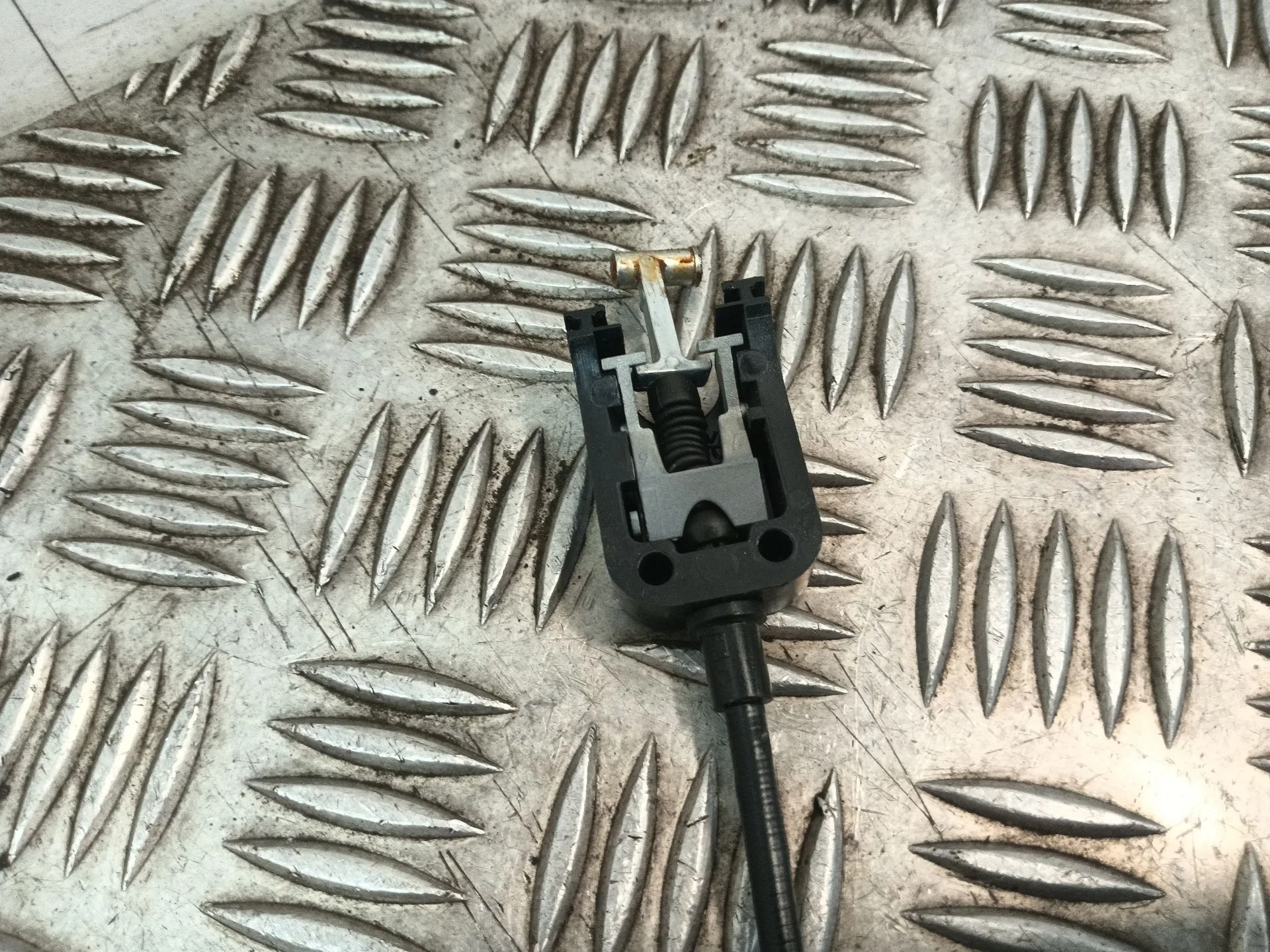 Cerradura Puerta Trasera Izquierda para Skoda Fabia Iii (Nj3)