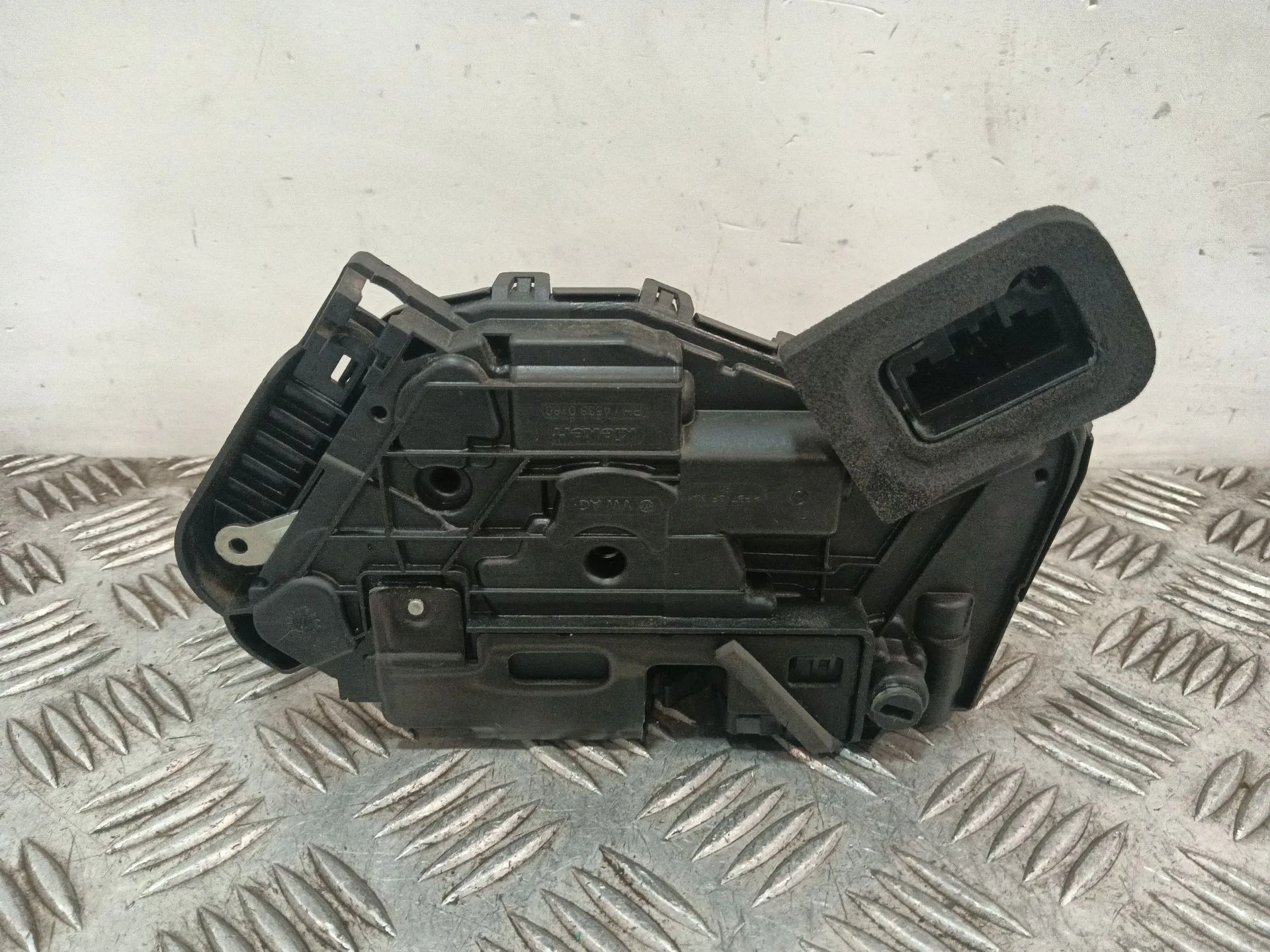 Cerradura Puerta Trasera Izquierda para Skoda Fabia Iii (Nj3)