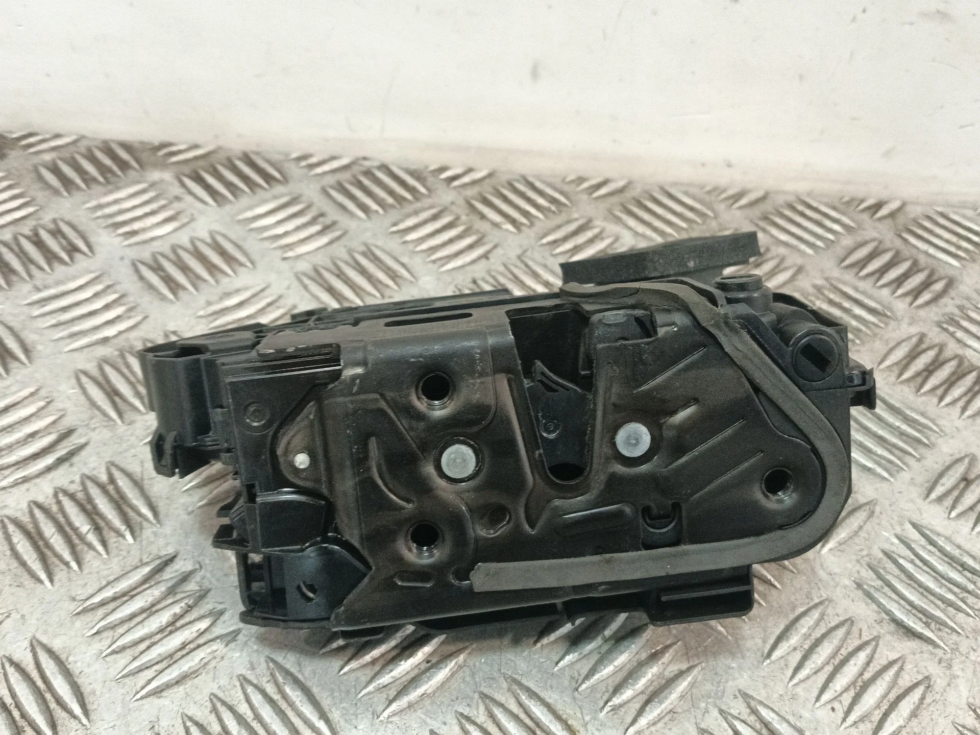 Cerradura Puerta Trasera Izquierda para Skoda Fabia Iii (Nj3)