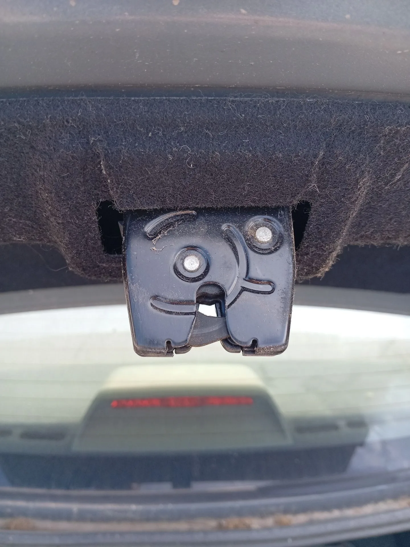 Cerradura Maletero / Porton para Chevrolet Cruze (J300)