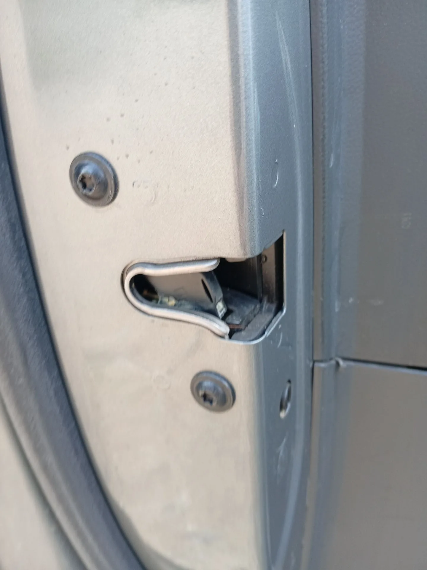 Cerradura Puerta Trasera Izquierda para Chevrolet Cruze (J300)