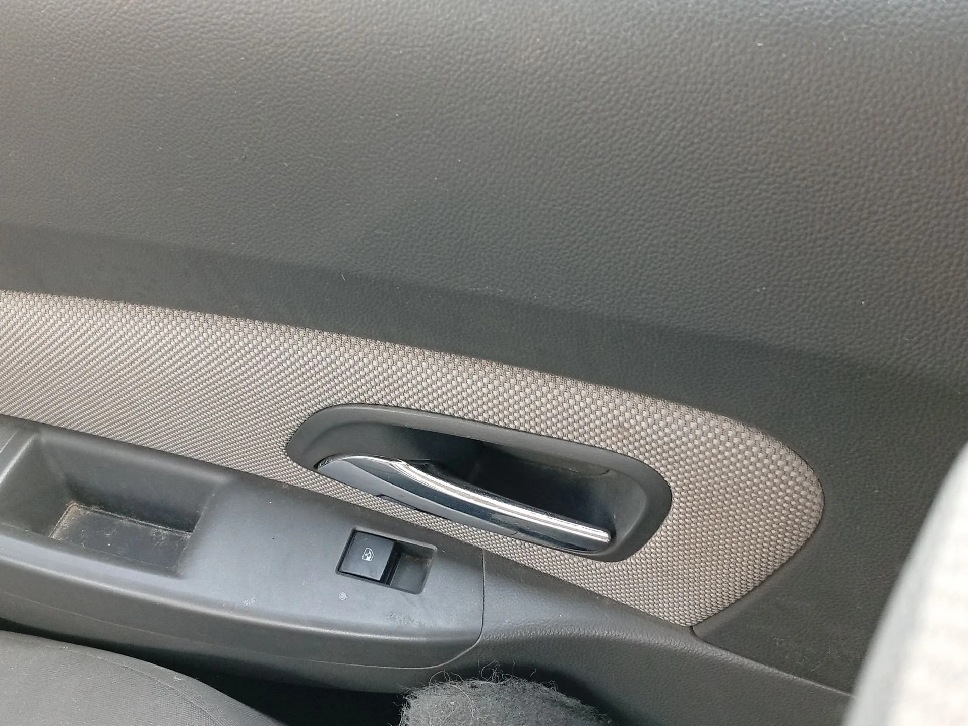 Maneta Interior Trasera Izquierda para Chevrolet Cruze (J300)
