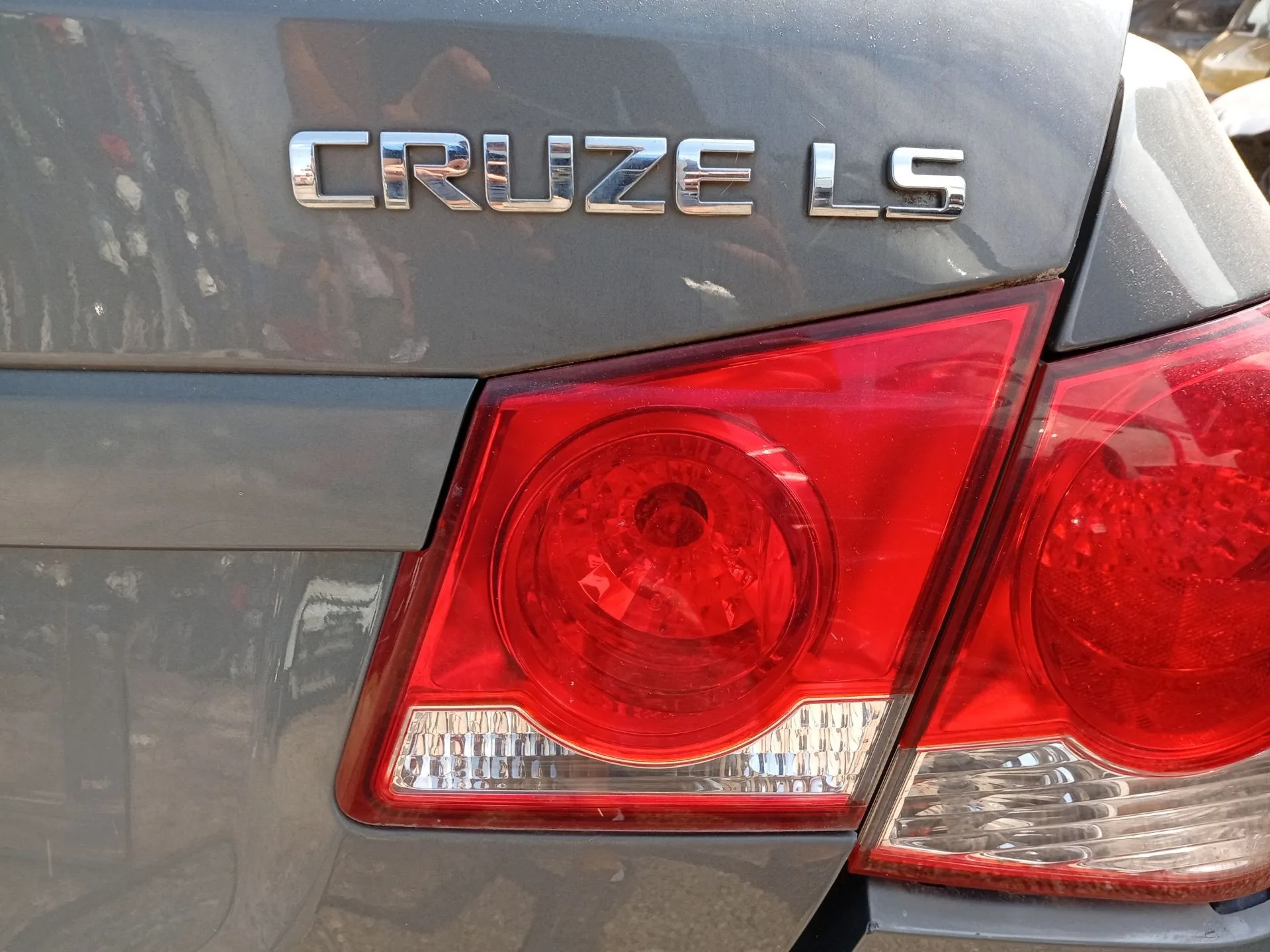 Piloto Trasero Derecho Interior para Chevrolet Cruze (J300)