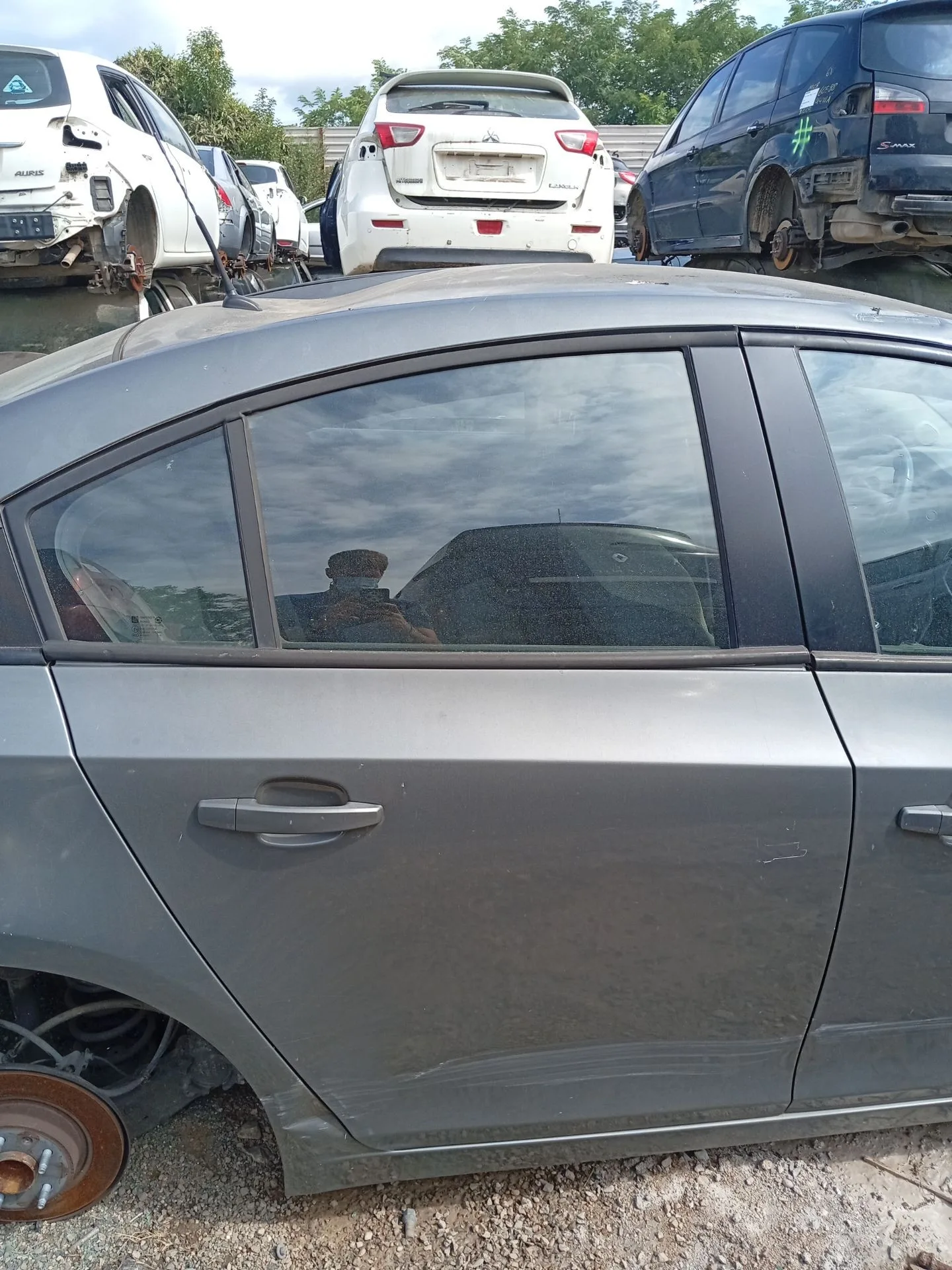 Puerta Trasera Derecha para Chevrolet Cruze (J300)
